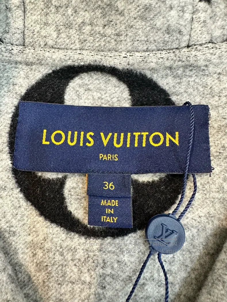 Louis Vuitton Louis Vuitton Black lining presbyopic big logo wool patchw Size XS / US 0-2 / IT 36-38 - 4 Thumbnail