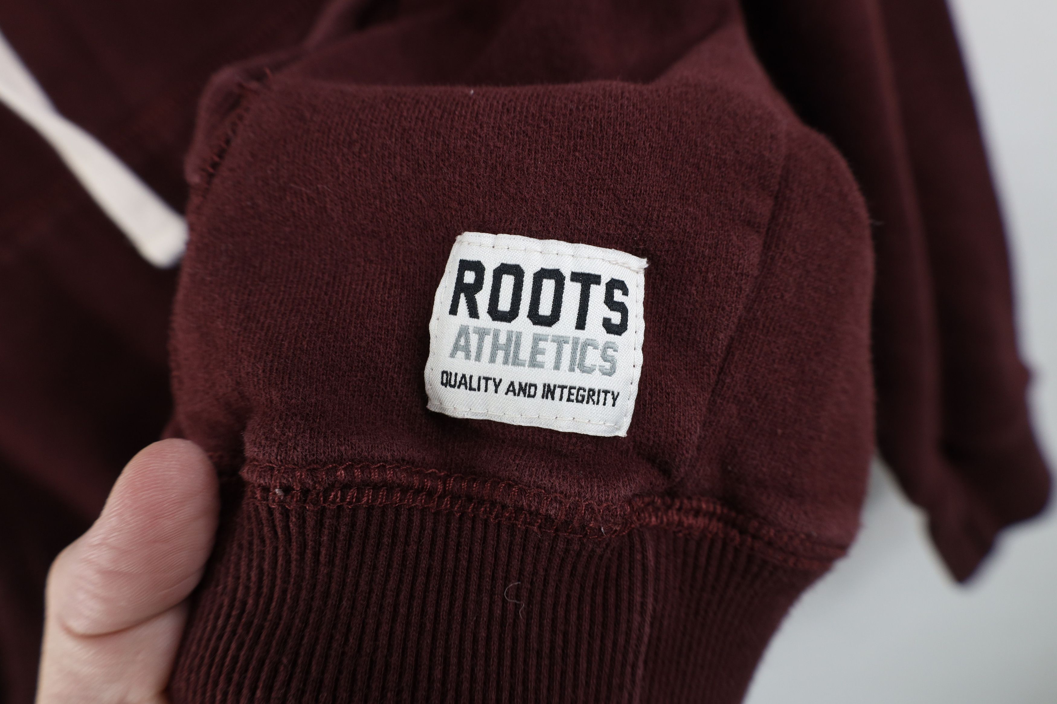 Vintage Vintage Y2K Roots Canada Spell Out Beaver Hoodie Sweatshirt Size S / US 4 / IT 40 - 11 Thumbnail