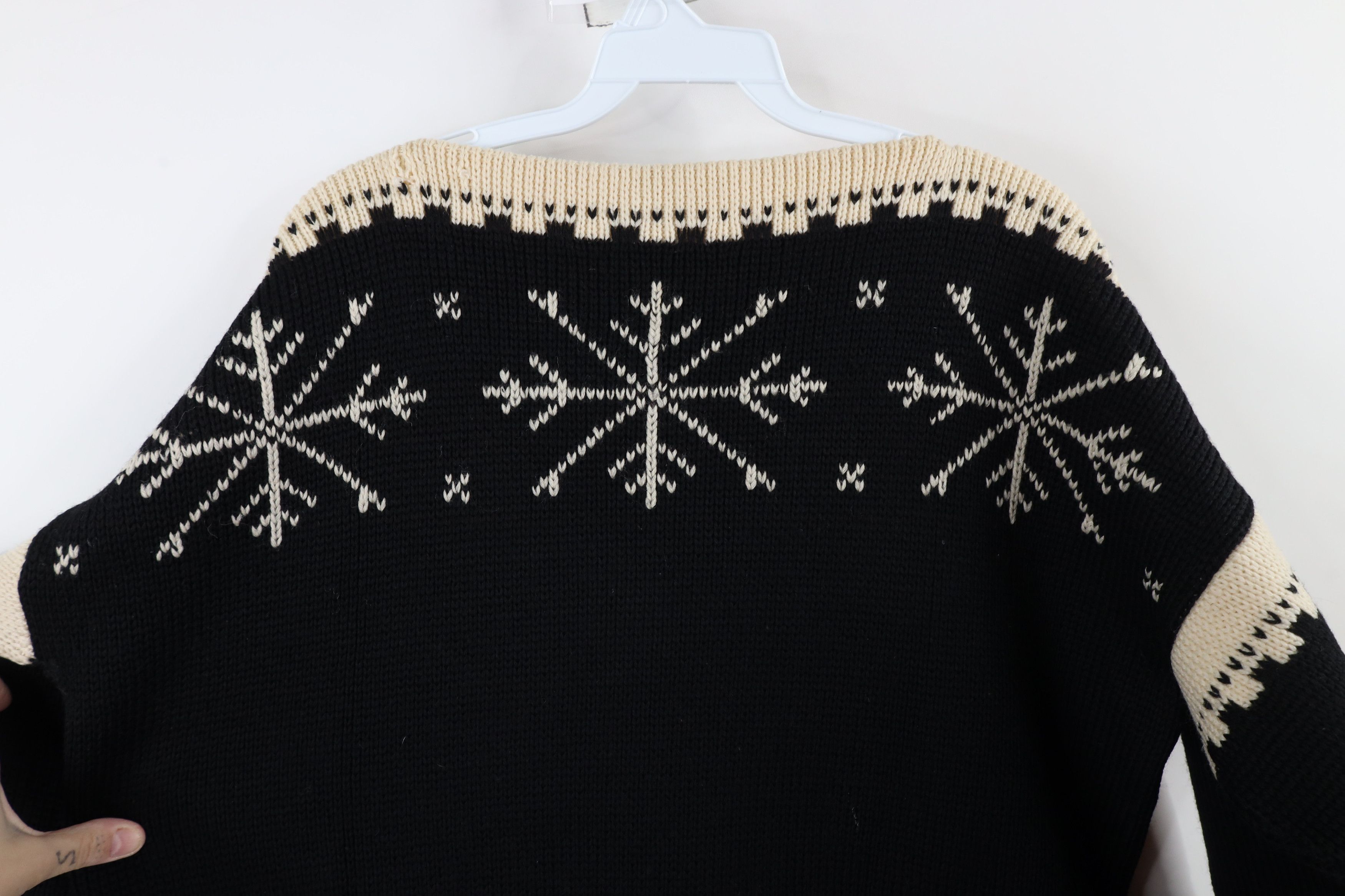 Vintage Vintage 70s Streetwear Wool Knit Christmas Snowflake Sweater Size US XXL / EU 58 / 5 - 9 Thumbnail