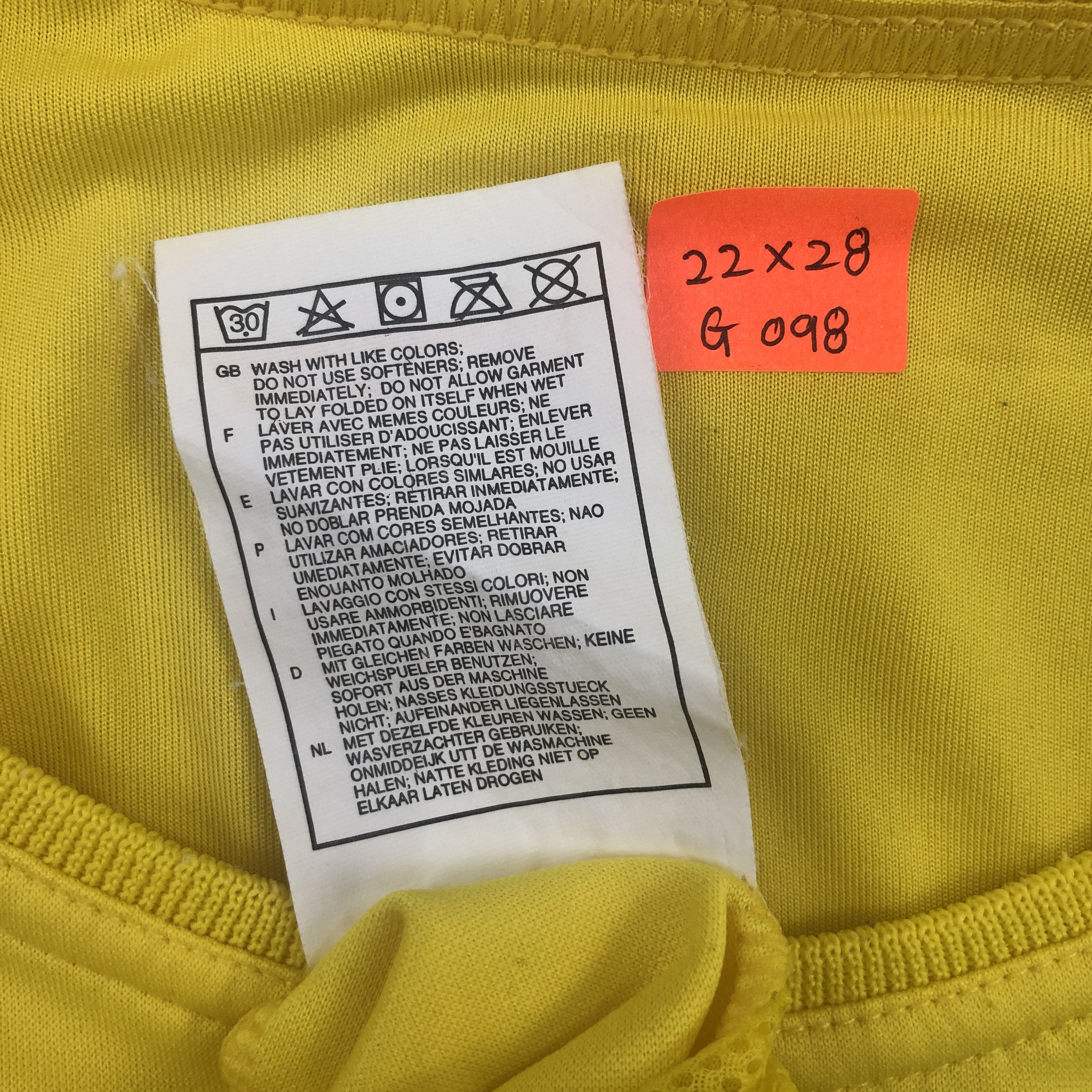 Nike Vintage Brazil Football Made in UK Large Jersey - G098 Size US L / EU 52-54 / 3 - 4 Thumbnail