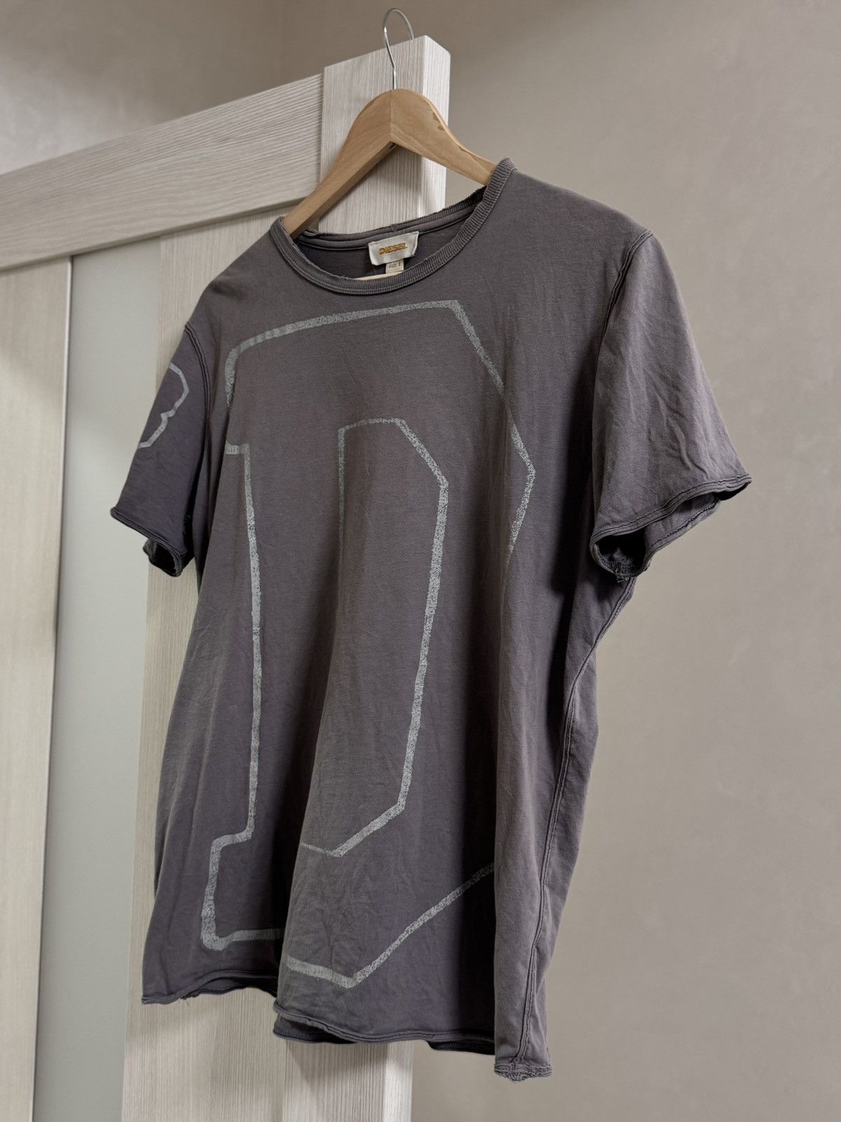 Vintage Vintage Diesel t-shirt printed y2k Faded Japan Size US L / EU 52-54 / 3 - 7 Thumbnail