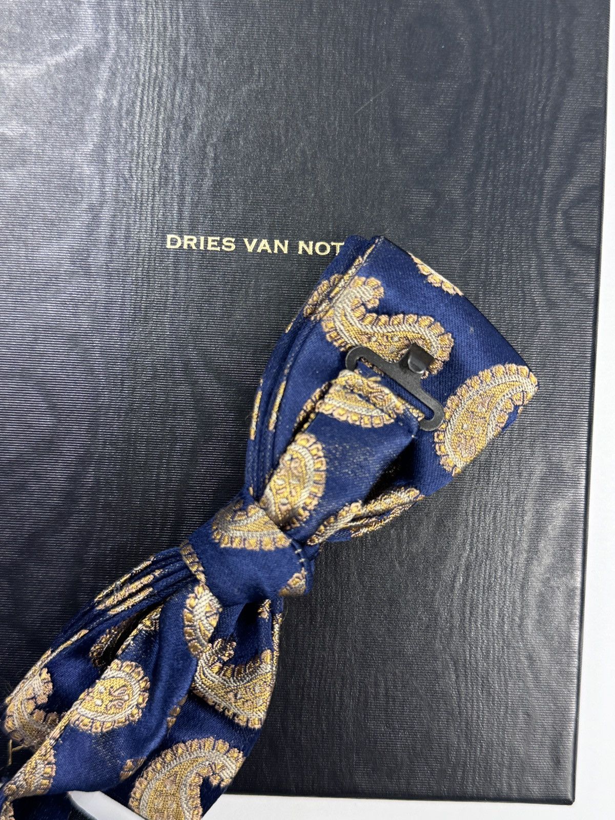 Dries Van Noten DRIES VAN NOTEN PAISLY SILK BOW-TIE Size ONE SIZE - 3 Thumbnail