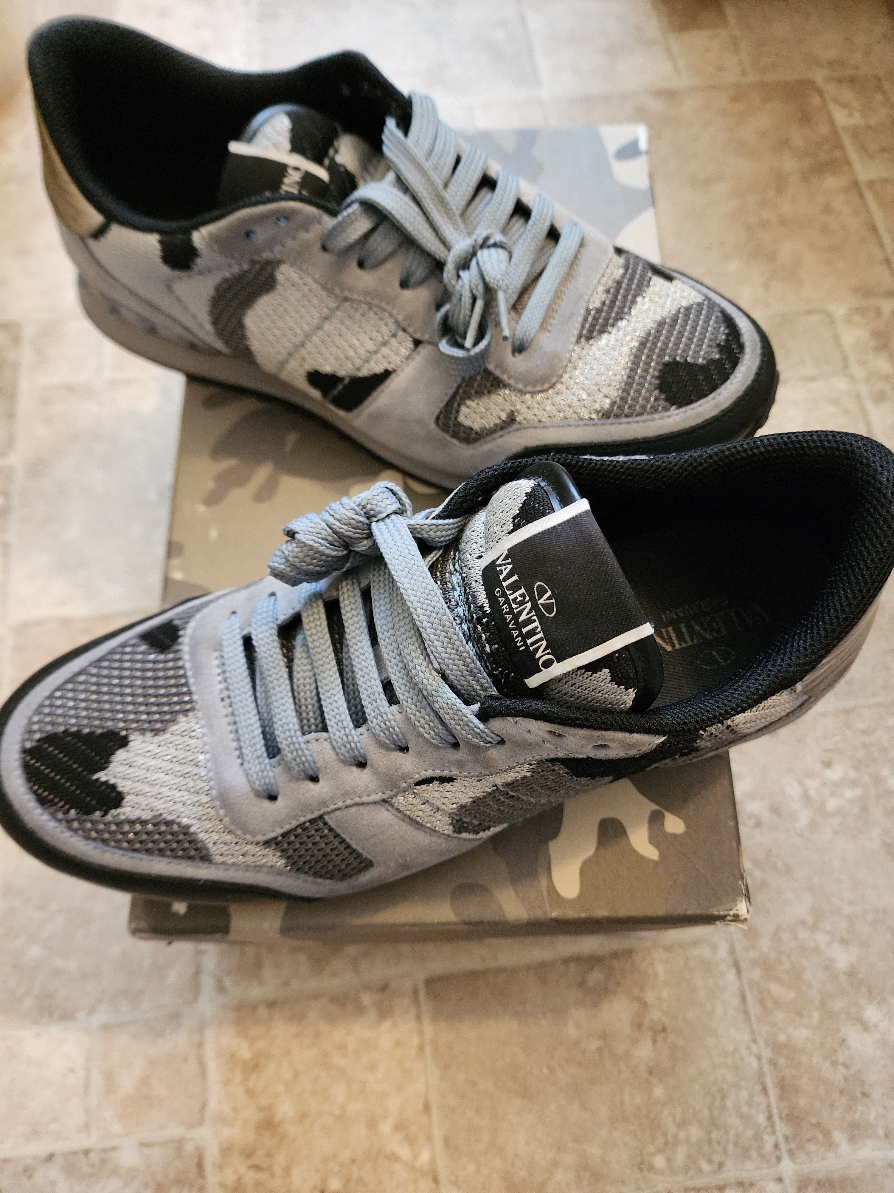 Valentino VALENTINO ROCKRUNNER SNEAKERS SIZE 42 Size US 9 / EU 42 - 1 Thumbnail