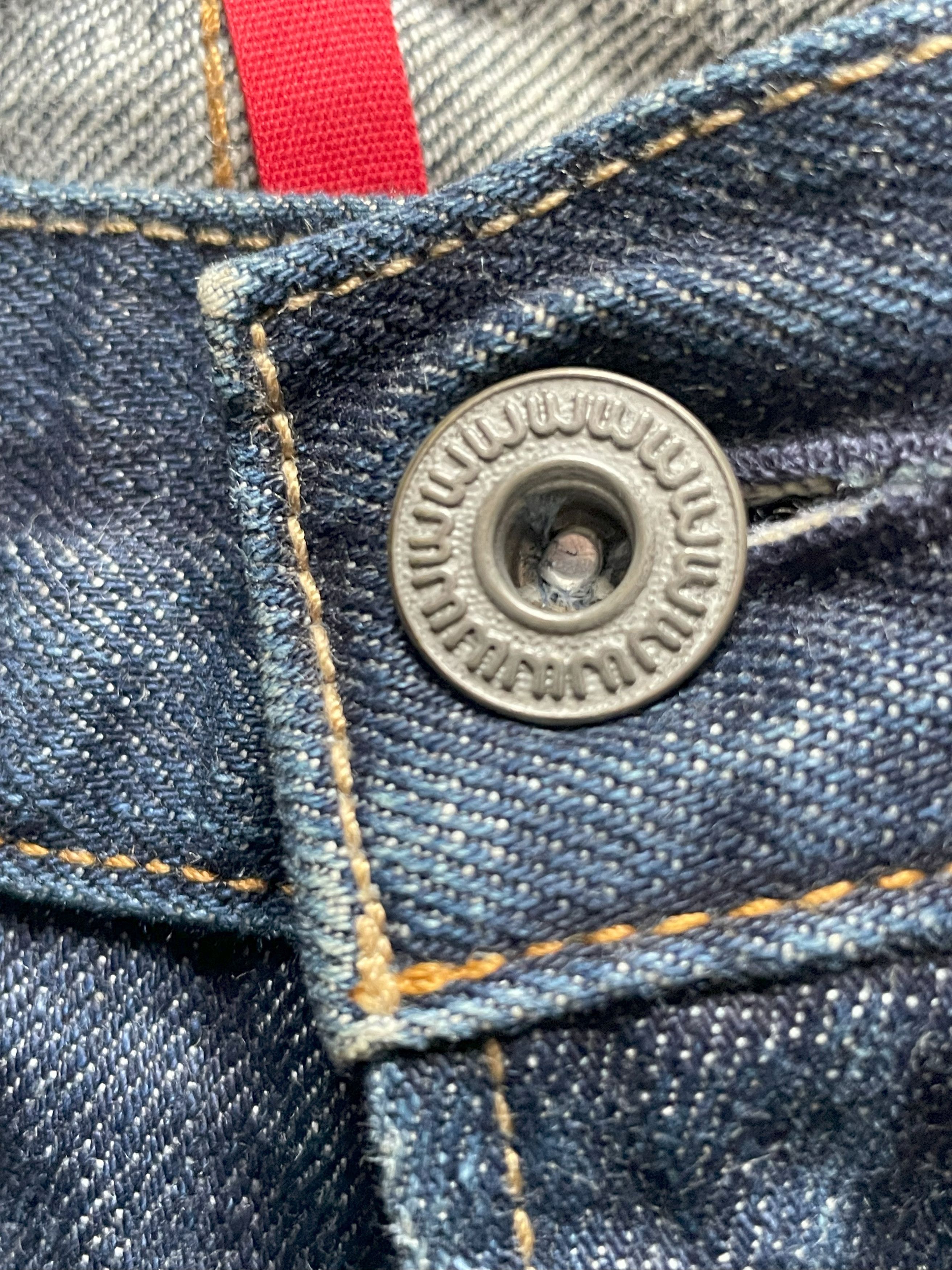 Uniqlo Uniqlo Indigo Denim Size US 34 / EU 50 - 12 Thumbnail