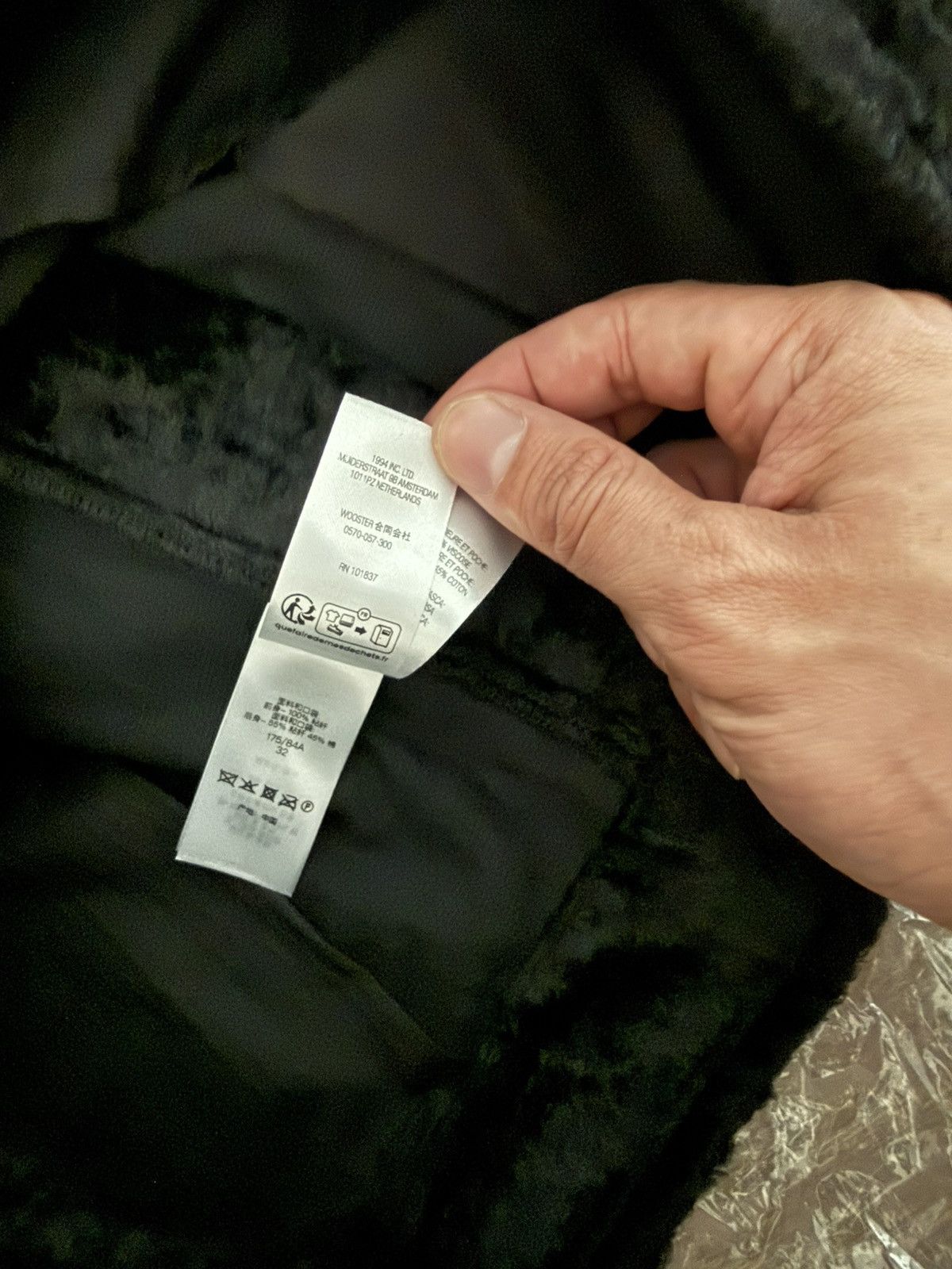 Supreme Supreme GOODENOUGH Crushed Rayon Cargo Short Black Size 32 Size US 32 / EU 48 - 9 Thumbnail
