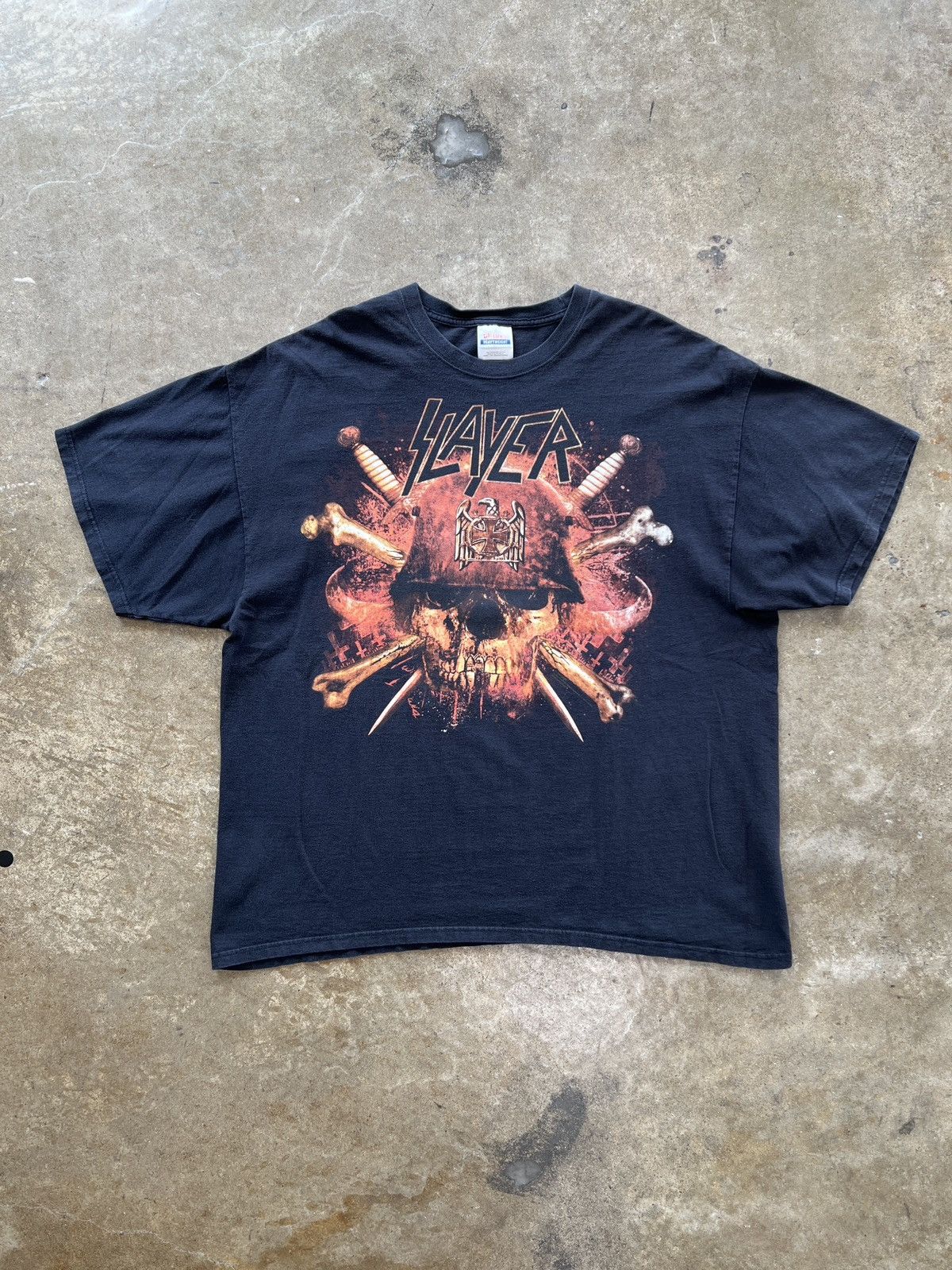 Band Tees Vintage Slayer Slaytanic Wehrmacht Solider Skull Tee XXL Size US XXL / EU 58 / 5 - 2 Thumbnail