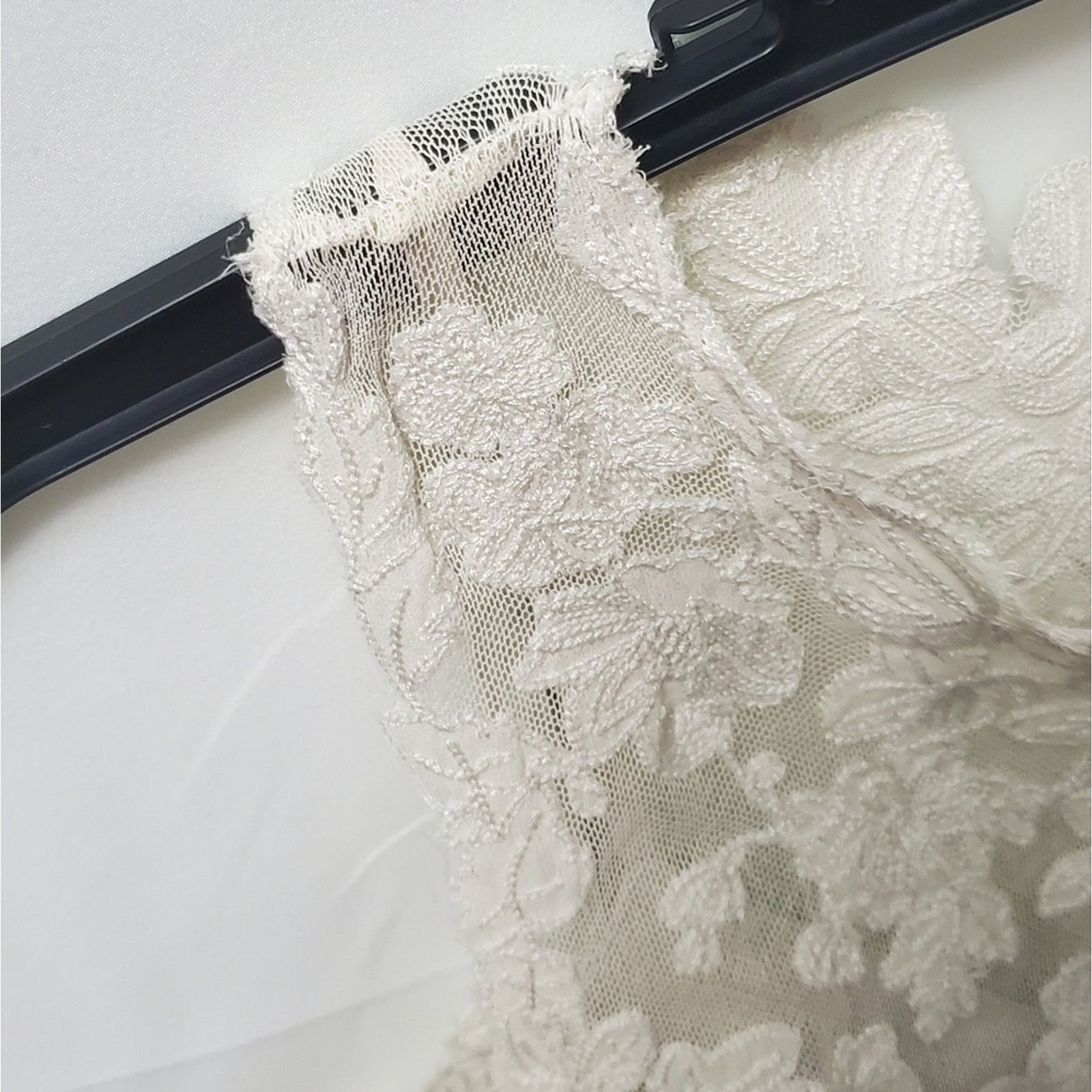 Other Catherine Deane Off-White Lace Top Navy Bottom Trixie Gown Size M / US 6-8 / IT 42-44 - 10 Thumbnail