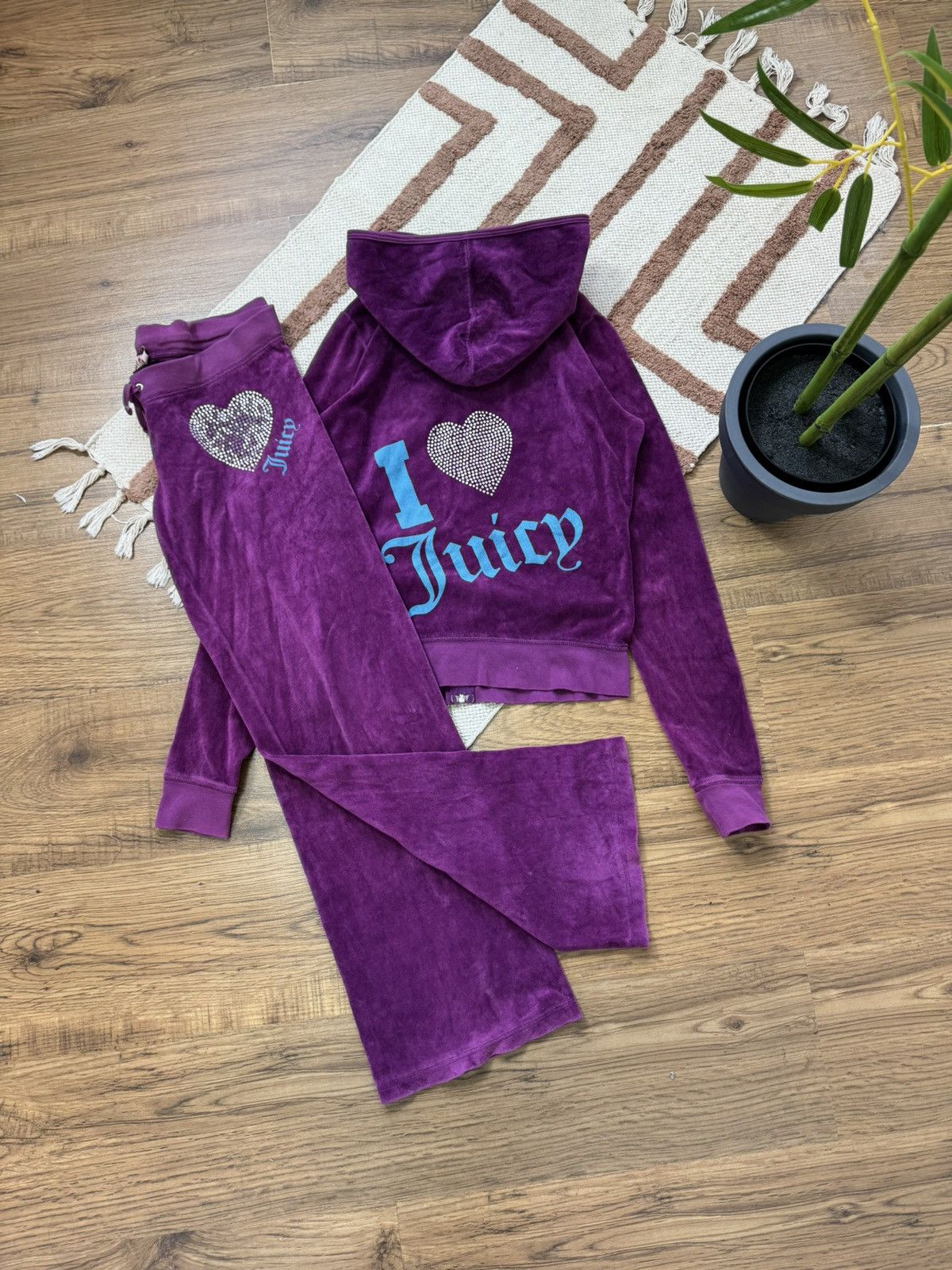 Juicy Couture Streetwear Vintage VINTAGE JUICY COUTURE USA VELOUR TRACKSUIT Grailed