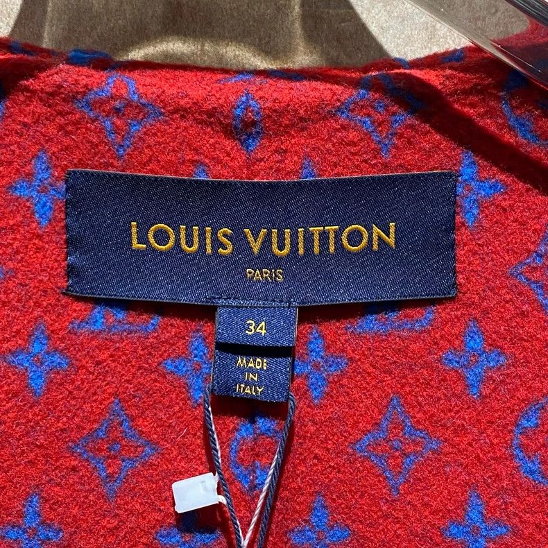 Louis Vuitton Louis Vuitton Red inside presbyopic full print bathrobe co Size XXS / US 00 / IT 34 - 4 Thumbnail