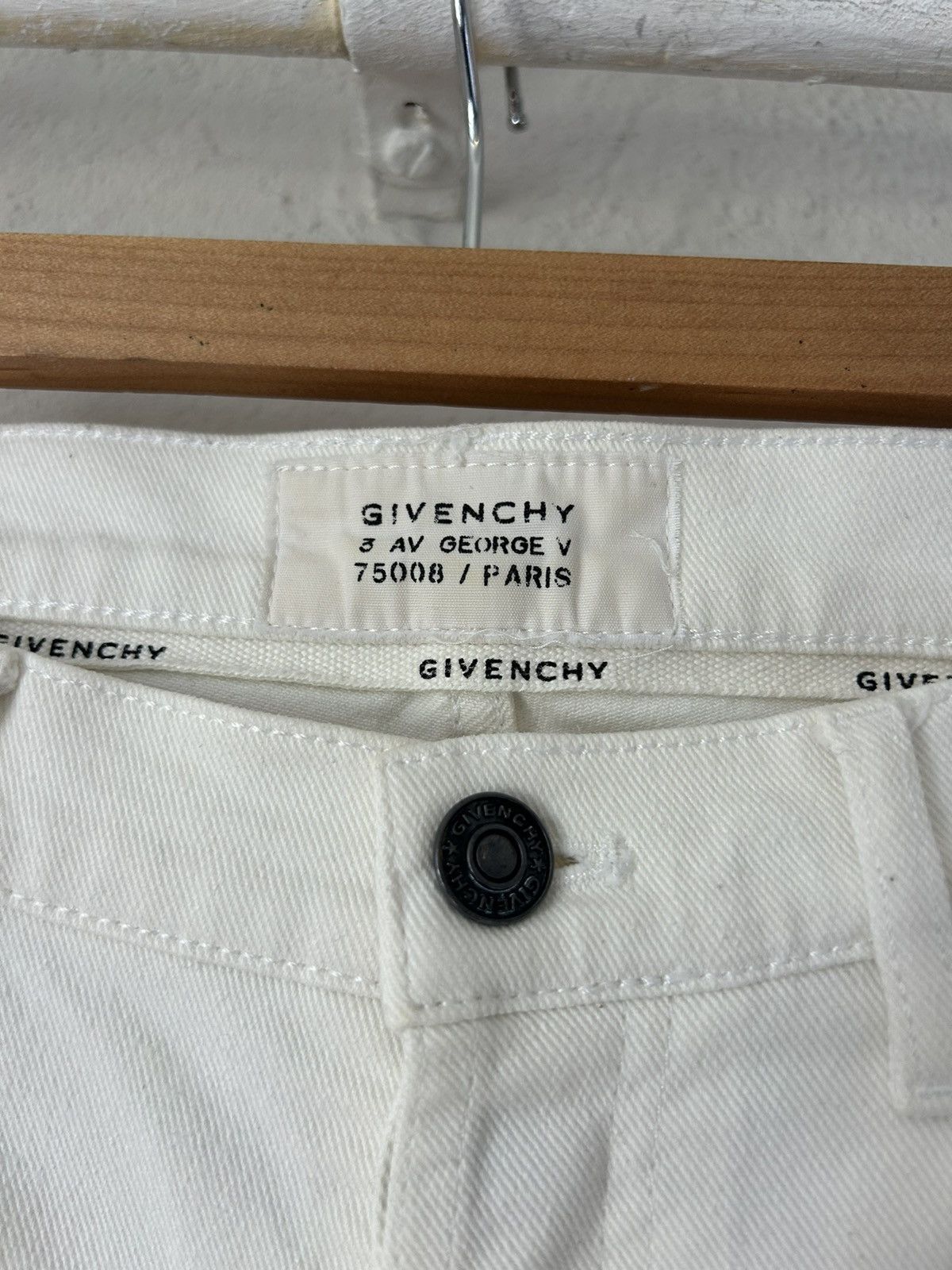 Givenchy White Distressed Ripped Knee Jeans Size US 32 / EU 48 - 8 Thumbnail