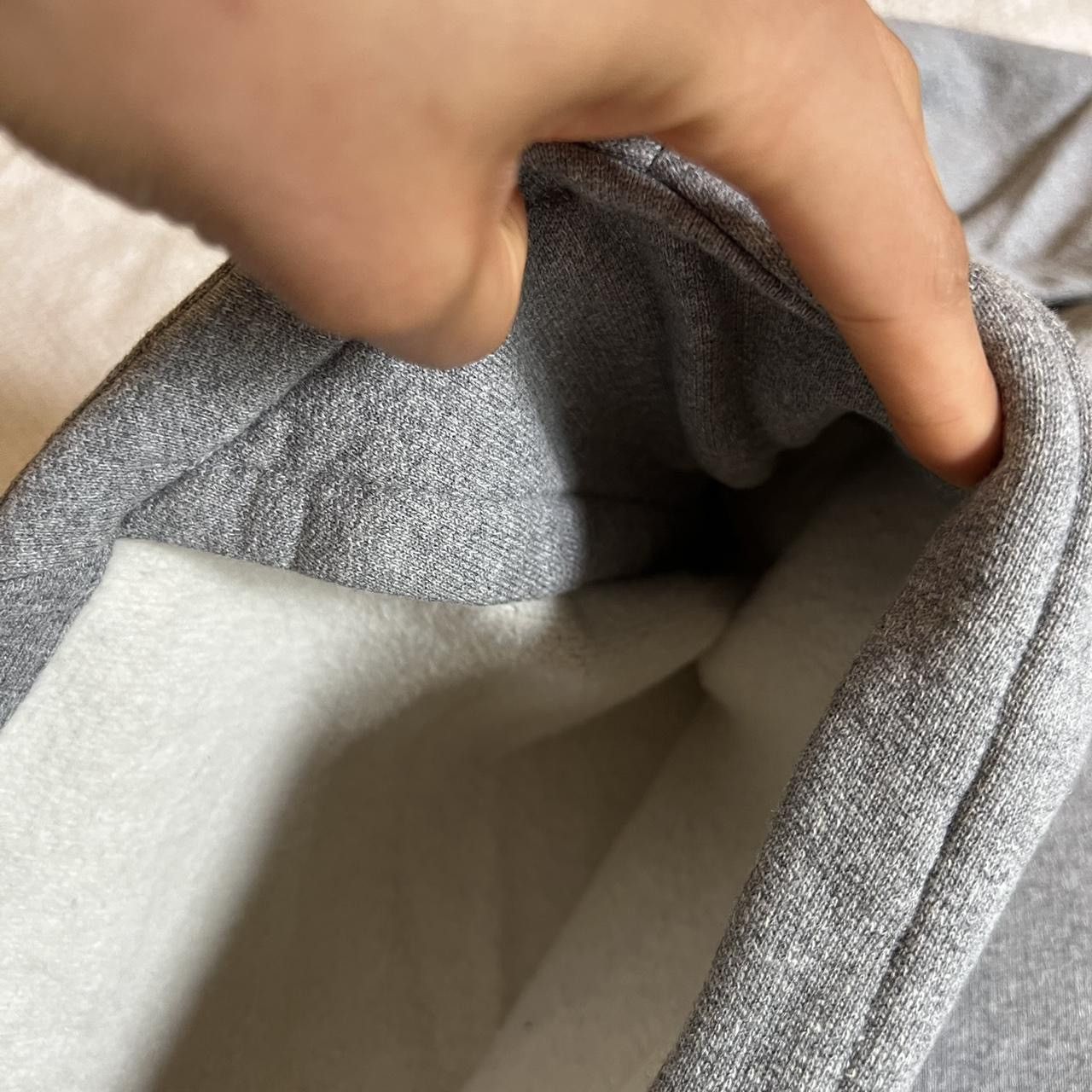 Maison Kitsune MAISON KITSUNÉ Oversized Sleeveless Hoodie – Light Grey Size US S / EU 44-46 / 1 - 3 Thumbnail