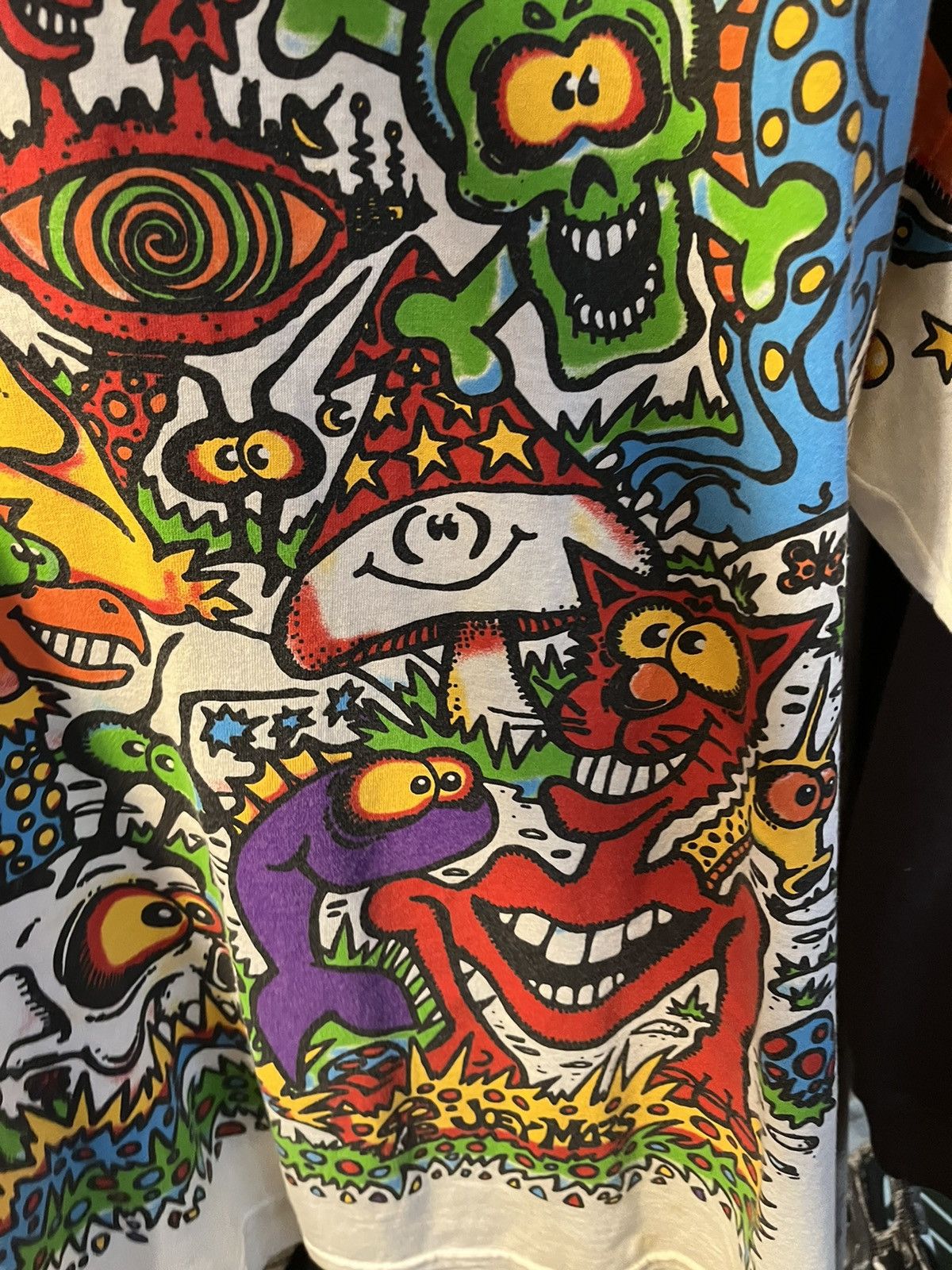 VINTAGE MONSTER GRAPHIC TSHIRT