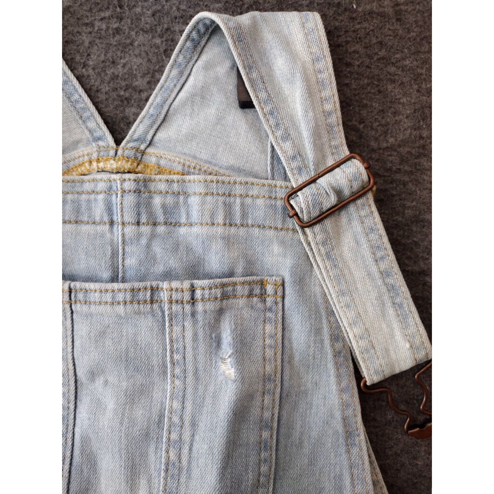 Denime Coveralls Women's 7/8 Blue Distressed Bib Light Wash Denim Shirt? Size 27" / US 4 / IT 40 - 3 Thumbnail
