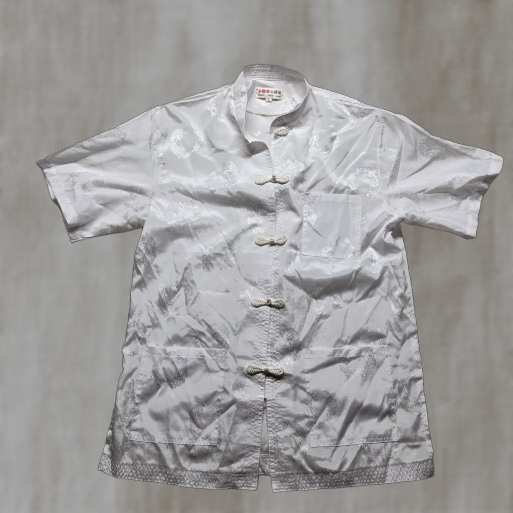 Vintage Pocket Shirt Adult L White Embroidered Crane 3 Pocket Short Sleeve Knit Crew Neck Hook & Loop Unisex Size US L / EU 52-54 / 3 - 1 Thumbnail