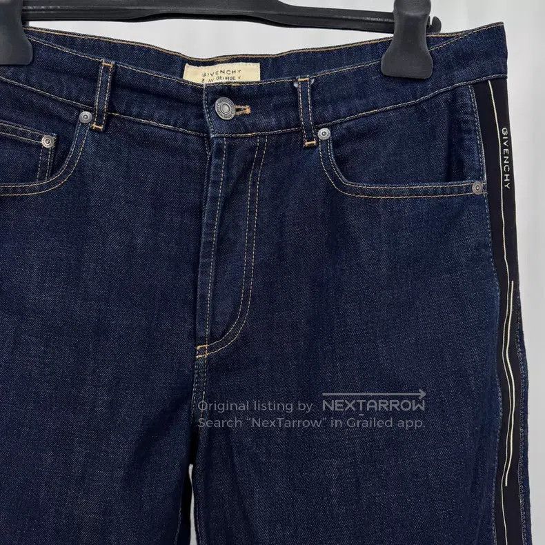 Givenchy Givenchy Side Letter Denim Shorts Size US 33 - 3 Thumbnail