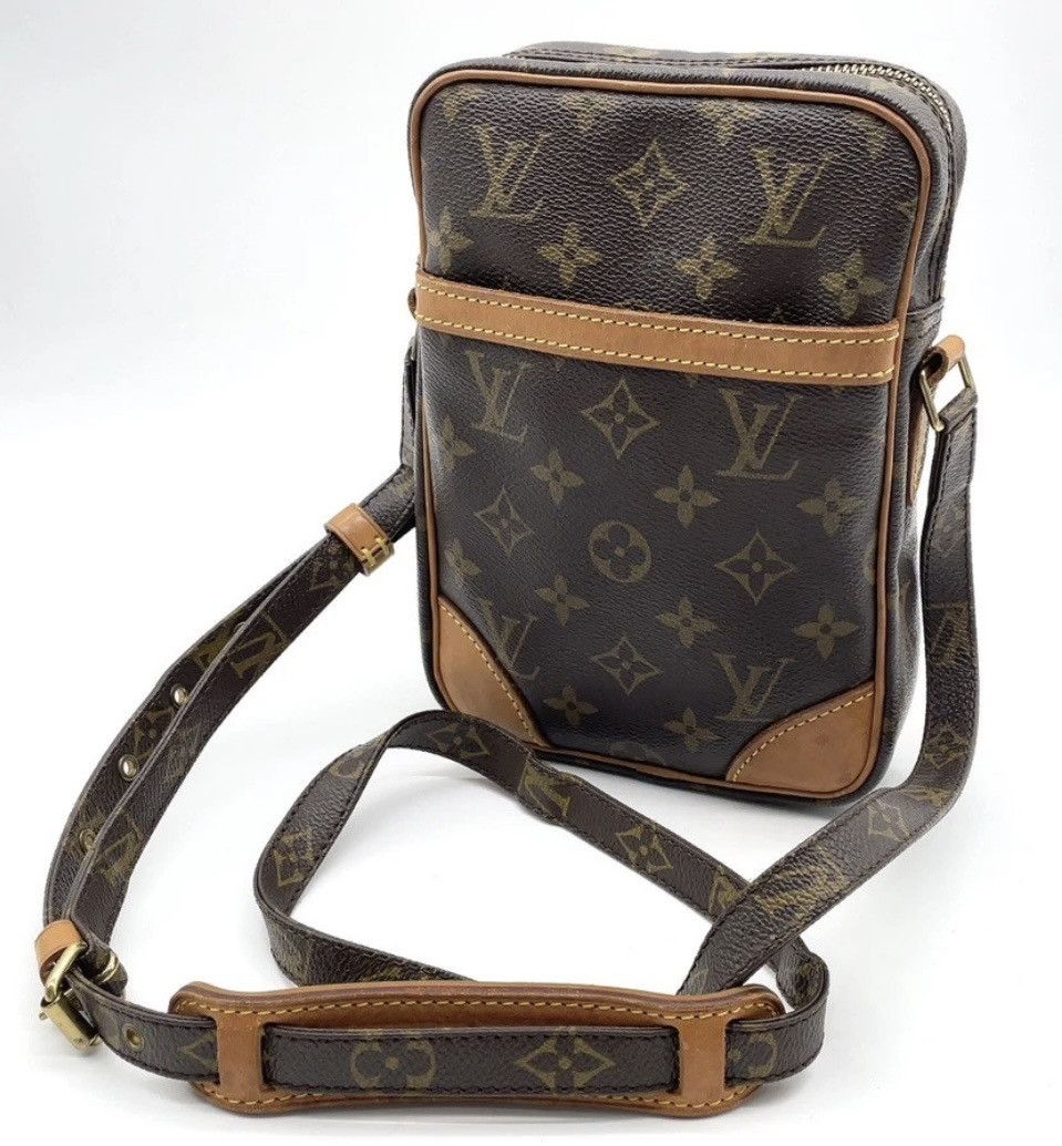 Louis Vuitton LV Danube Monogram Crossbody Size ONE SIZE - 2 Thumbnail