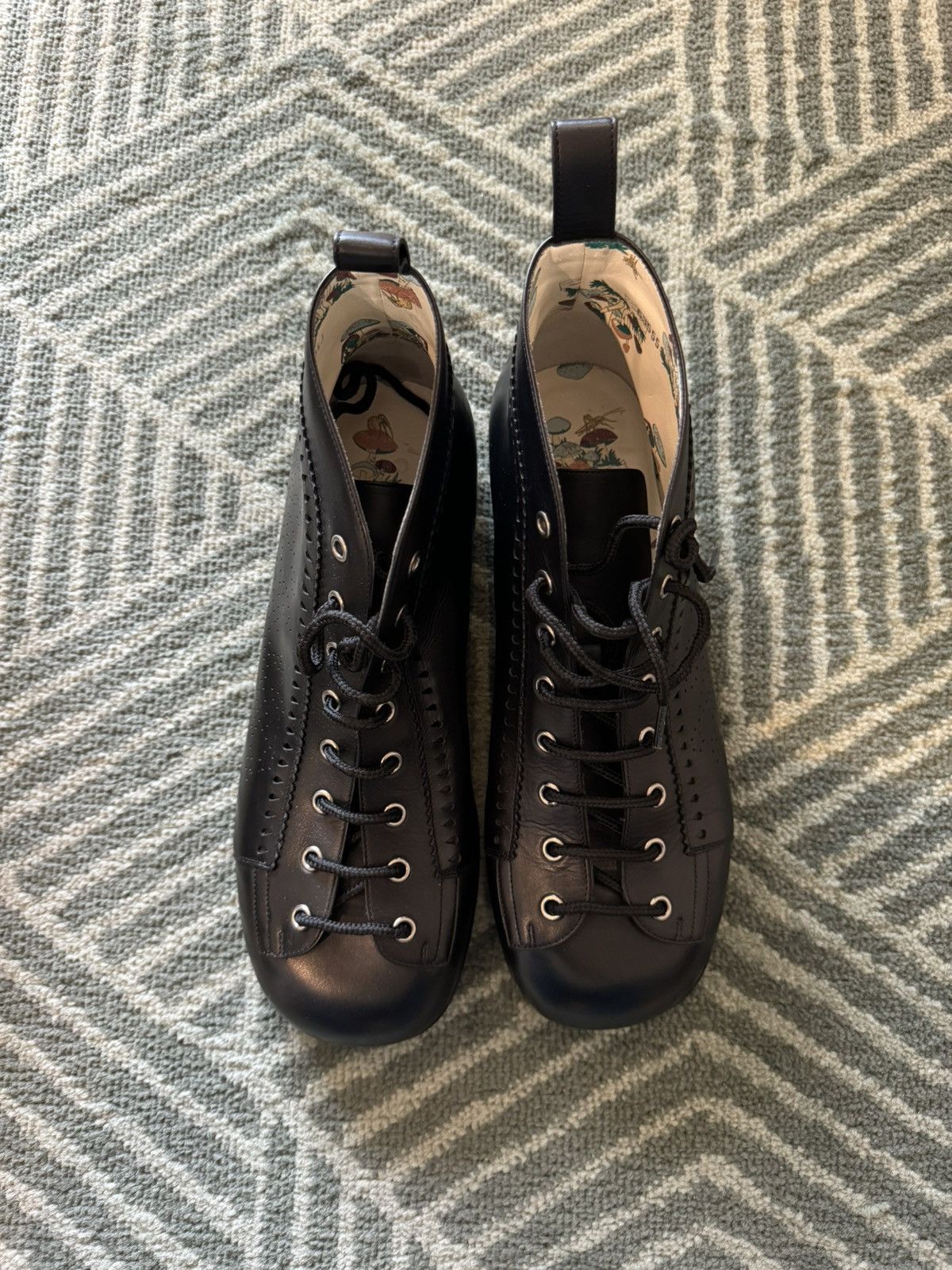 Gucci GUCCI PERFORATED LEATHER JAKARTA BOOTS Size US 9 / EU 42 - 7 Thumbnail