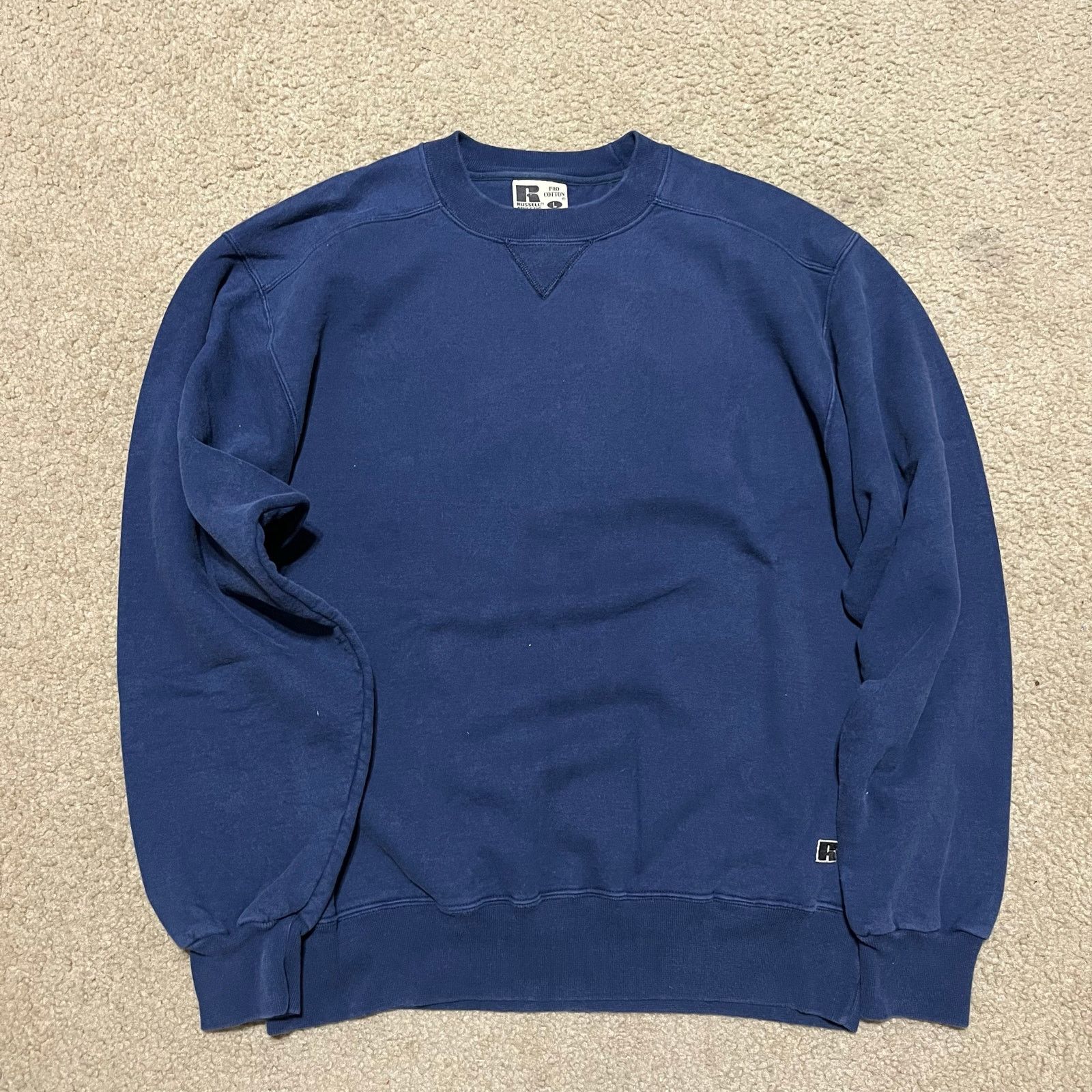 Russell Athletic Vintage Russell Athletic Navy Blue Crewneck Sweatshirt Large Size US L / EU 52-54 / 3 - 1 Thumbnail