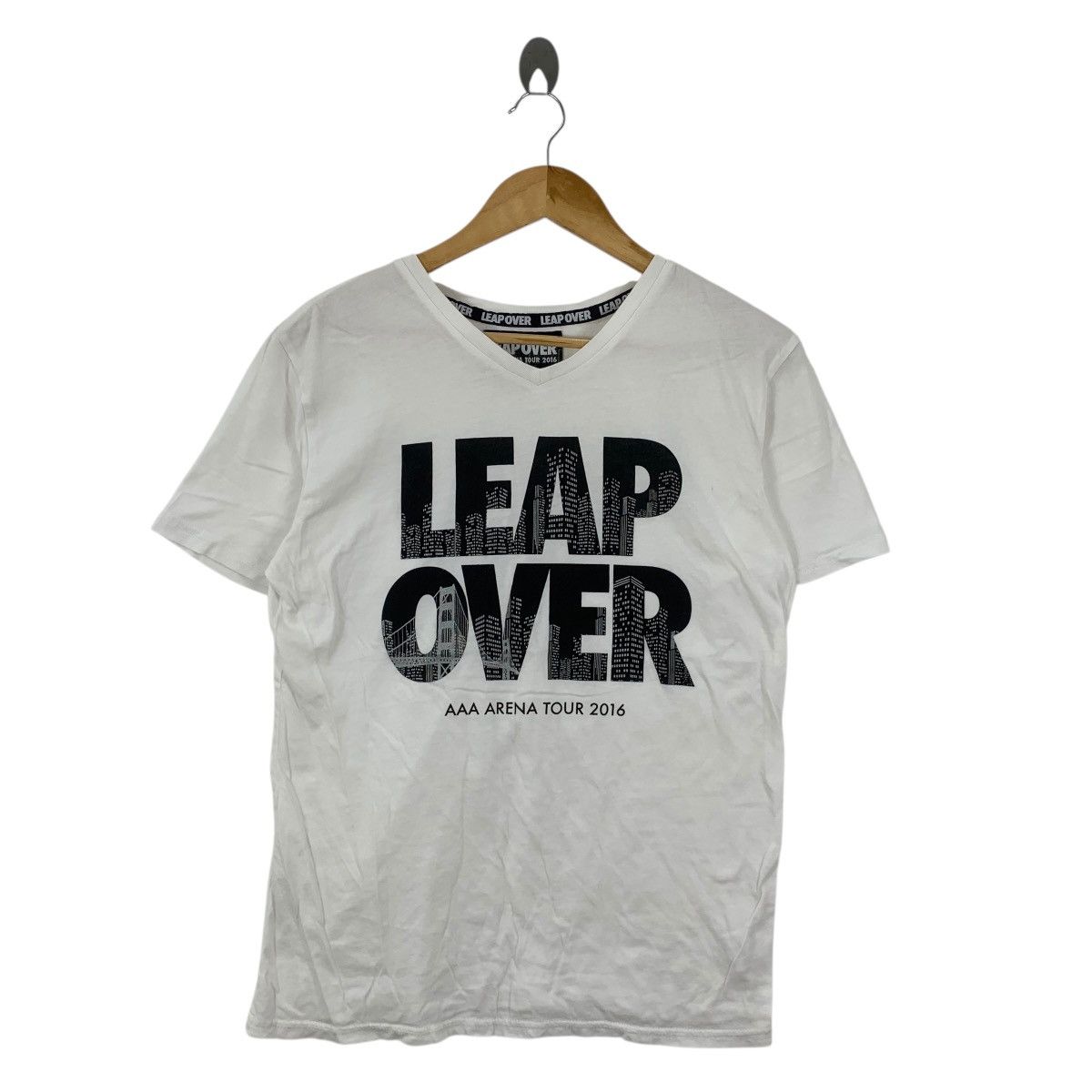 Band Tees AAA ATTACK ALL AROUND Japan Pop Group Idol Tee Shirt Top Size S / US 4 / IT 40 - 4 Thumbnail