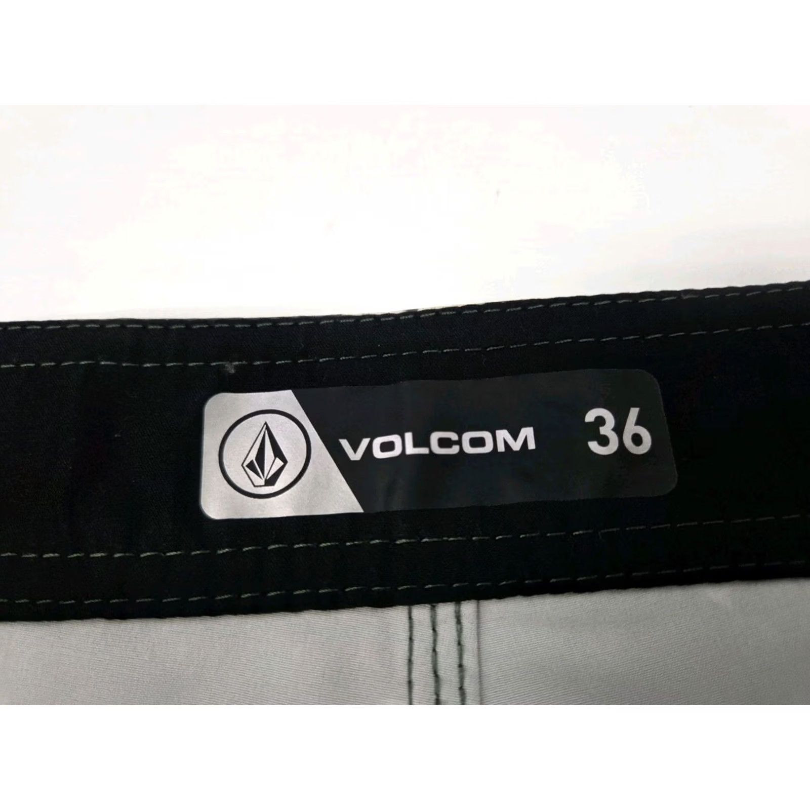 Volcom Volcom Mens Boardshorts Green Floral Side Pocket Drawstring 36 Multicolor Quick Dry Surfing Recreational Mens Volcom Boardshorts Size ONE SIZE - 3 Thumbnail