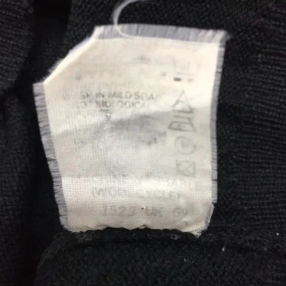 Burberry BURBERRY Knitwear Pure Lambswool V-Neck Sweatshirt Sweater Size US M / EU 48-50 / 2 - 9 Thumbnail