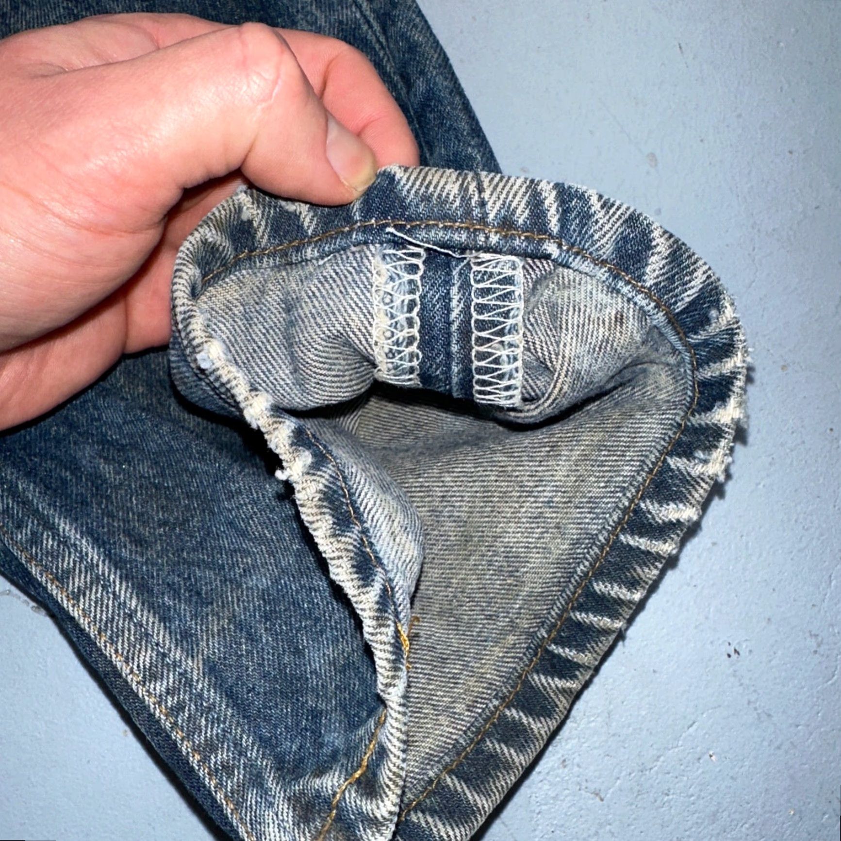 Levi's VINTAGE Levi's 501 Jeans Straight Men 36x30 Medium Blue Denim 90s 90s Mexico Y2K Classic Size US 36 / EU 52 - 4 Thumbnail