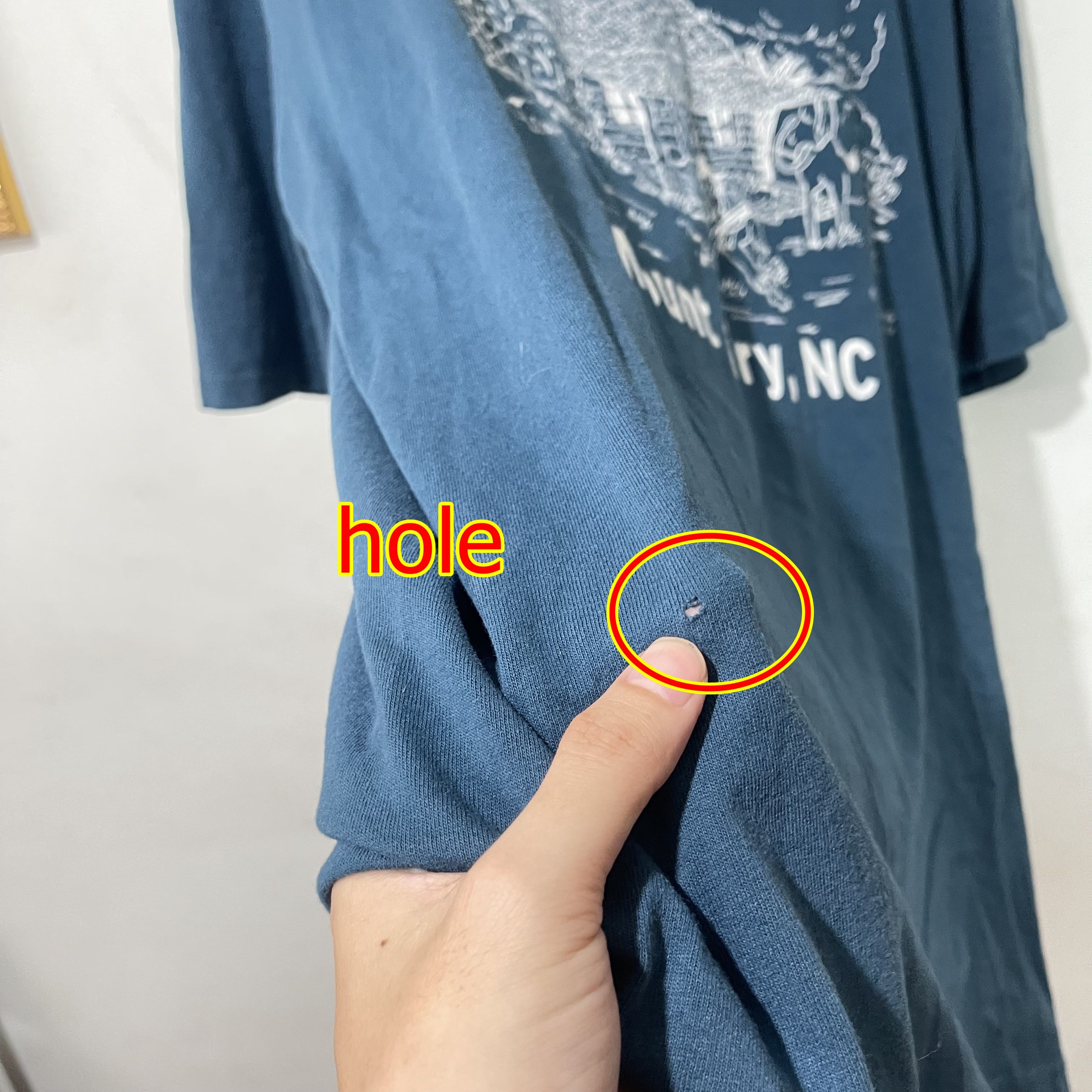 Vintage Vintage 90s Ain’t No Place Like Mount Airy NC T-Shirt Size US XL / EU 56 / 4 - 10 Thumbnail