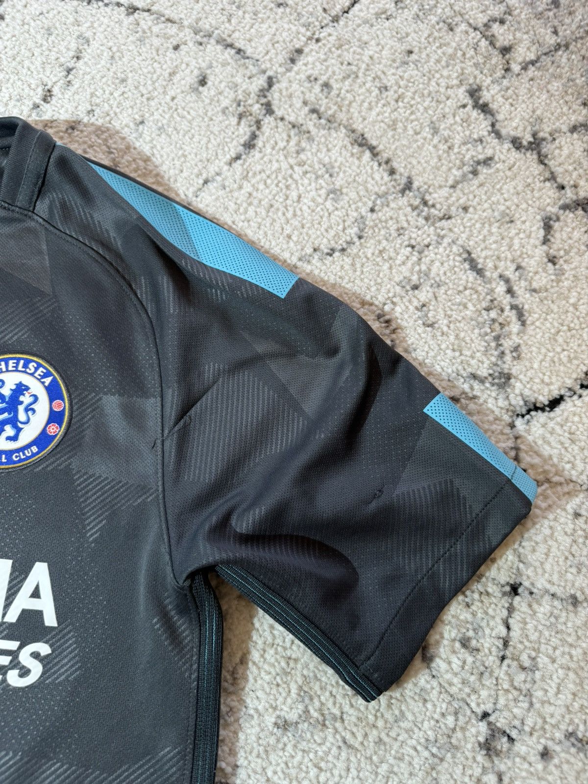 Chelsea Soccer × Nike × Vintage Vintage Chelsea 2017/18 Third Nike Jersey Blokcore Small Size US S / EU 44-46 / 1 - 8 Thumbnail