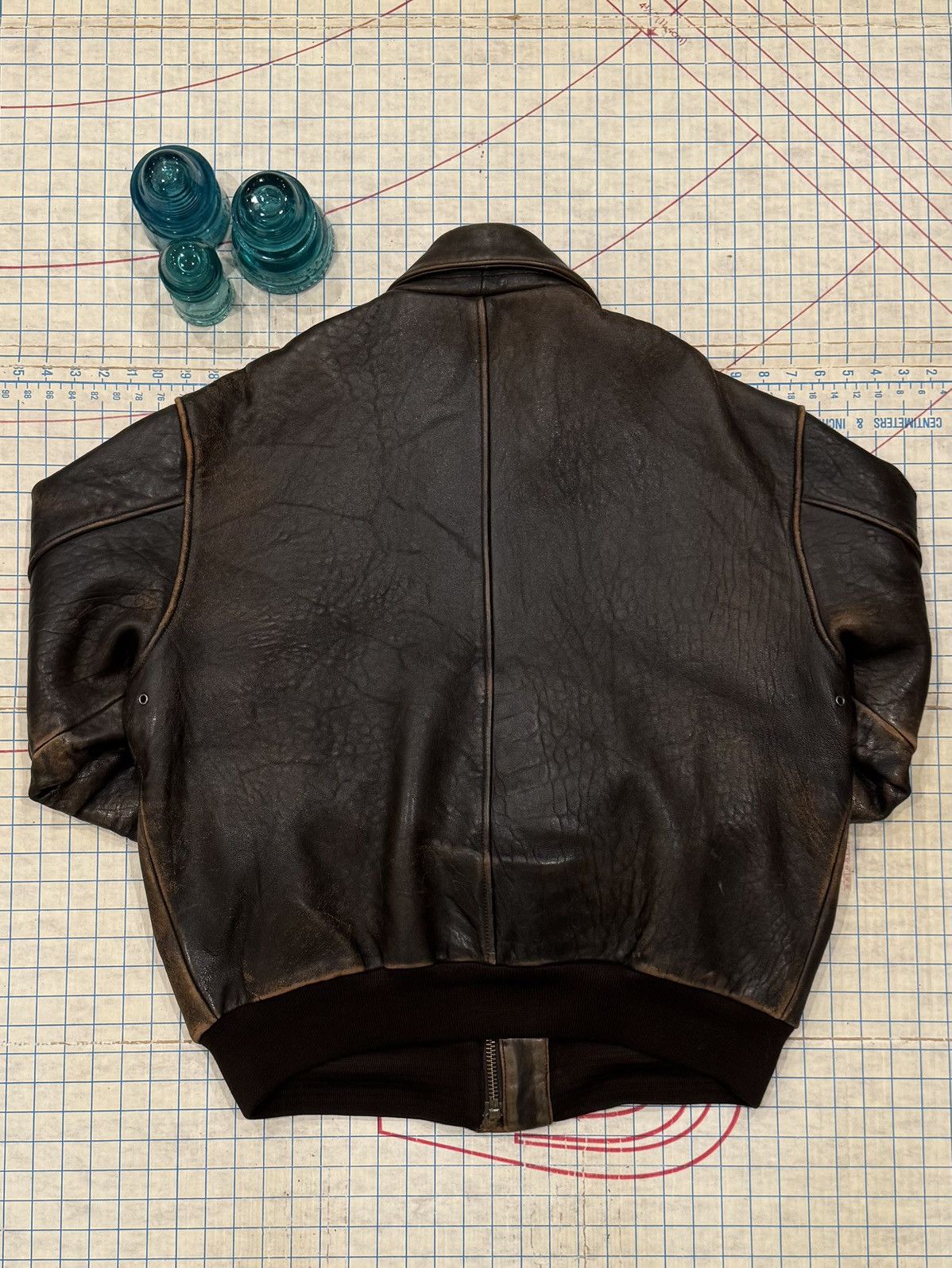 Schott Vintage Schott NYC A-2 Leather Bomber Jacket Mens Size Large Size US L / EU 52-54 / 3 - 16 Thumbnail