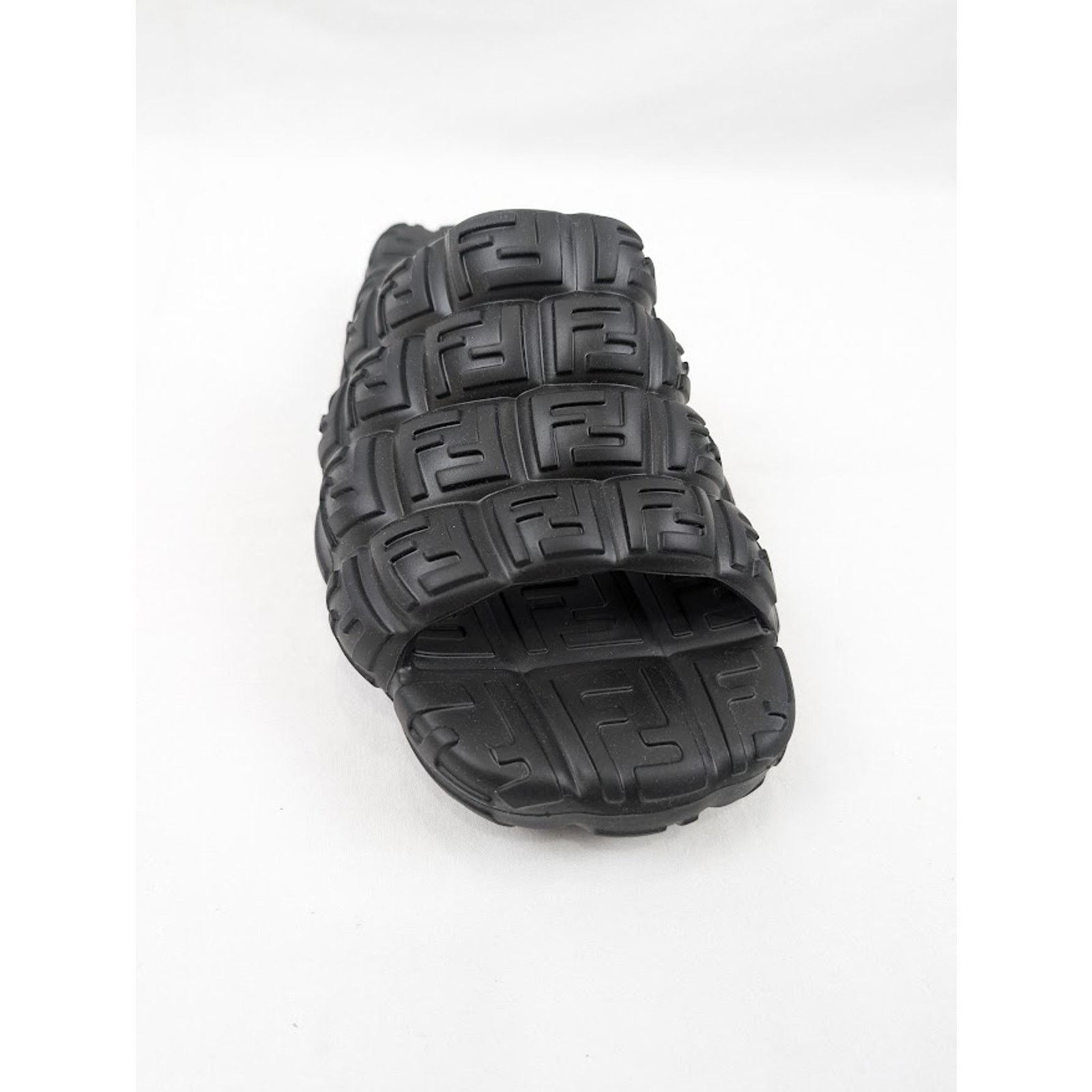 Fendi o1rshd1 Rubber Sole Fendi Logo Slipper Slide Sandal in Nero Size US 7 / EU 40 - 6 Thumbnail