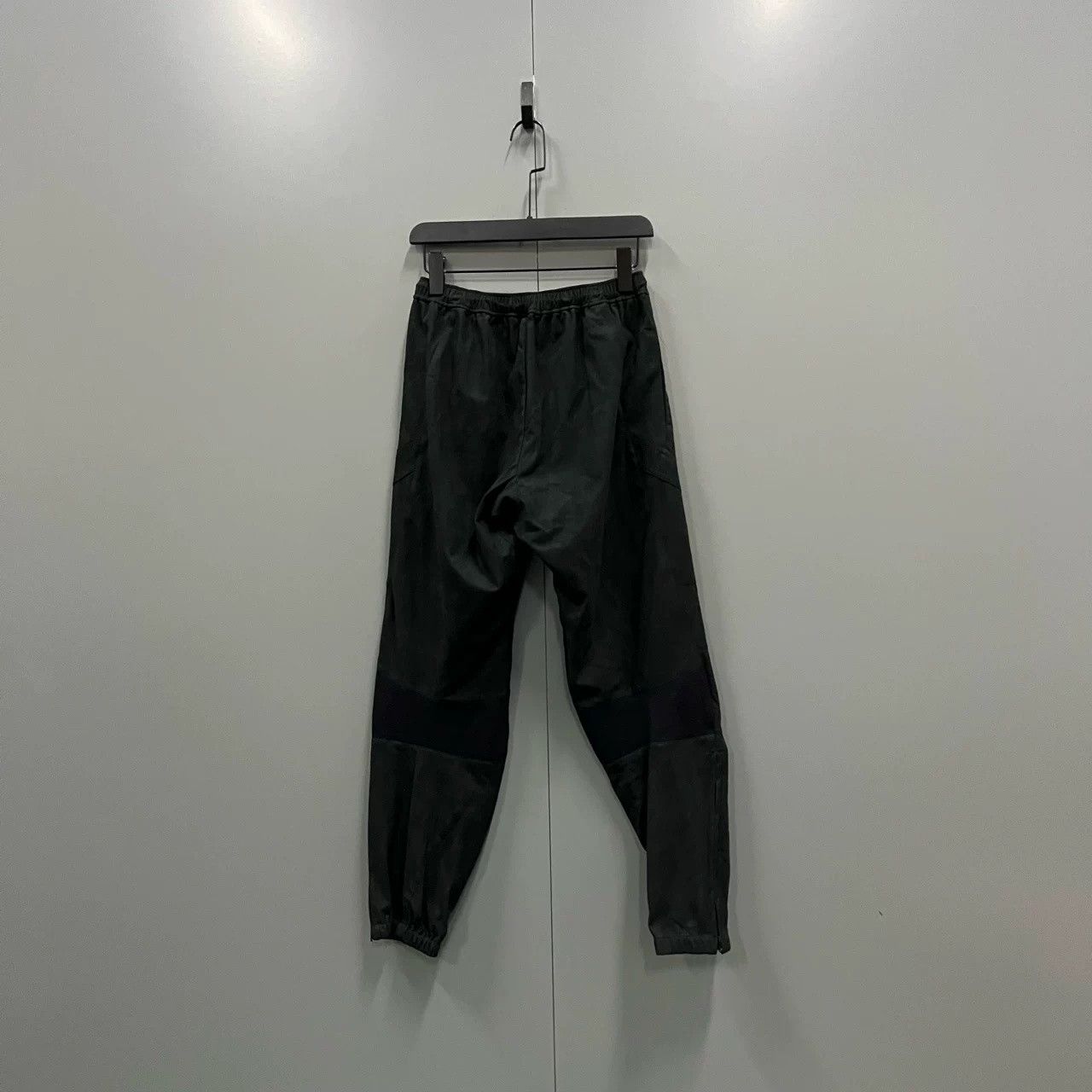 Toga TOGA Black Drawstring Cuffed Pants Size US 28 / EU 44 - 3 Thumbnail