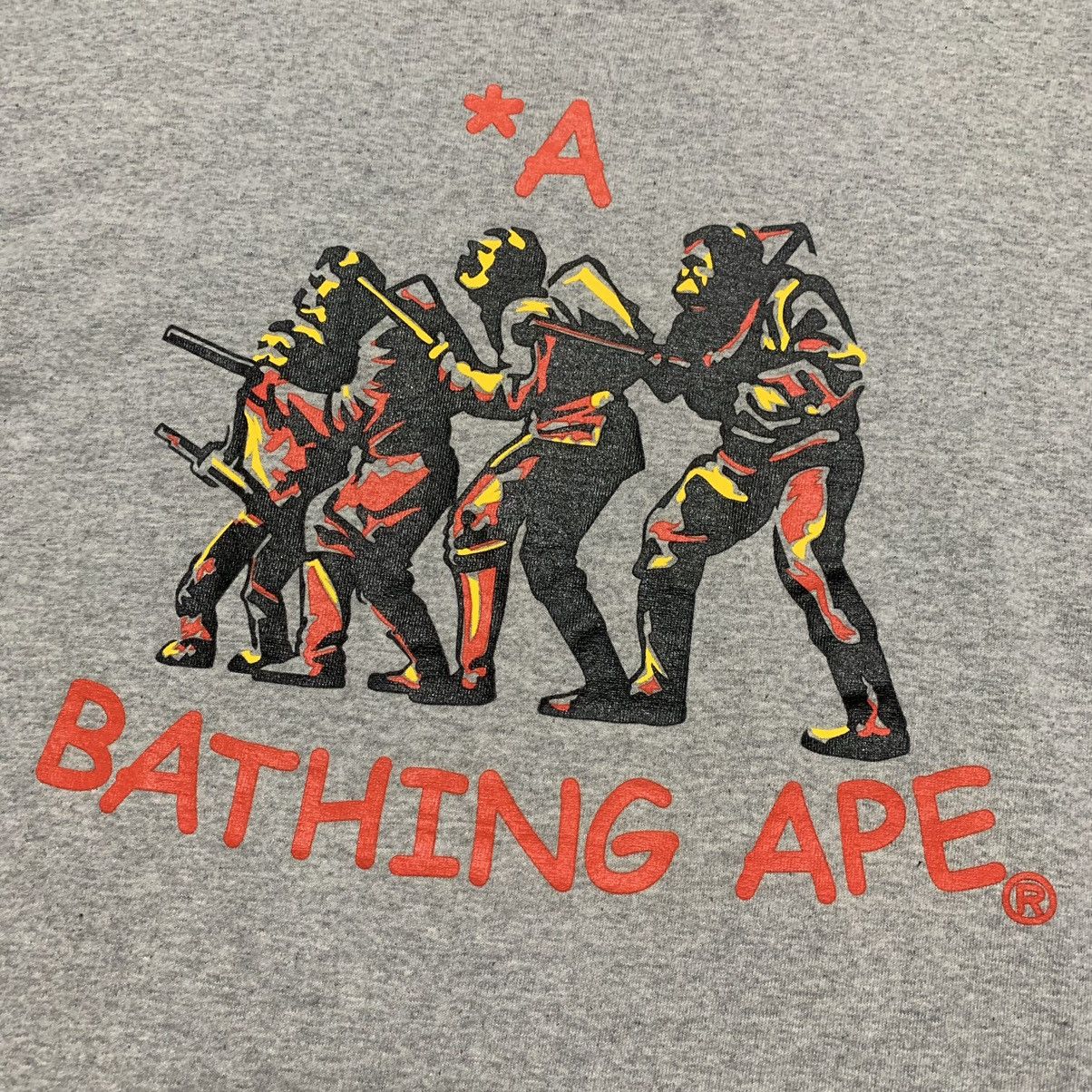 Bape Bape Large A Bathing Ape Solider Graphic Grey Tee Size US L / EU 52-54 / 3 - 3 Thumbnail