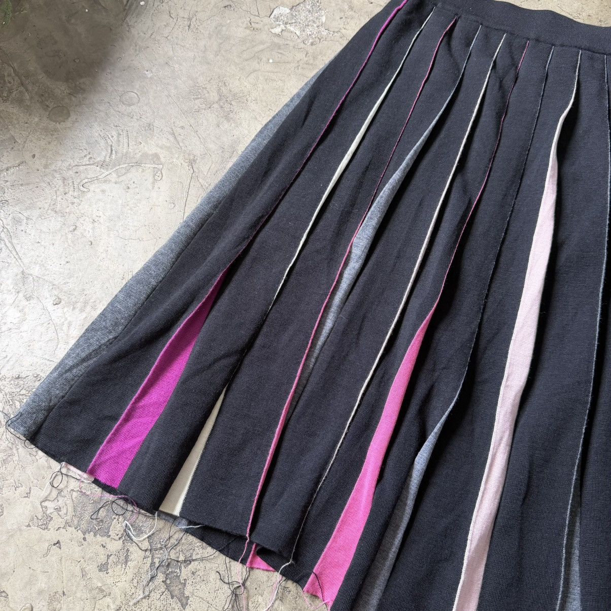 Marni Marni - 2019 Distressed Hem Pleated Skirt Size 27" / US 4 / IT 40 - 3 Thumbnail