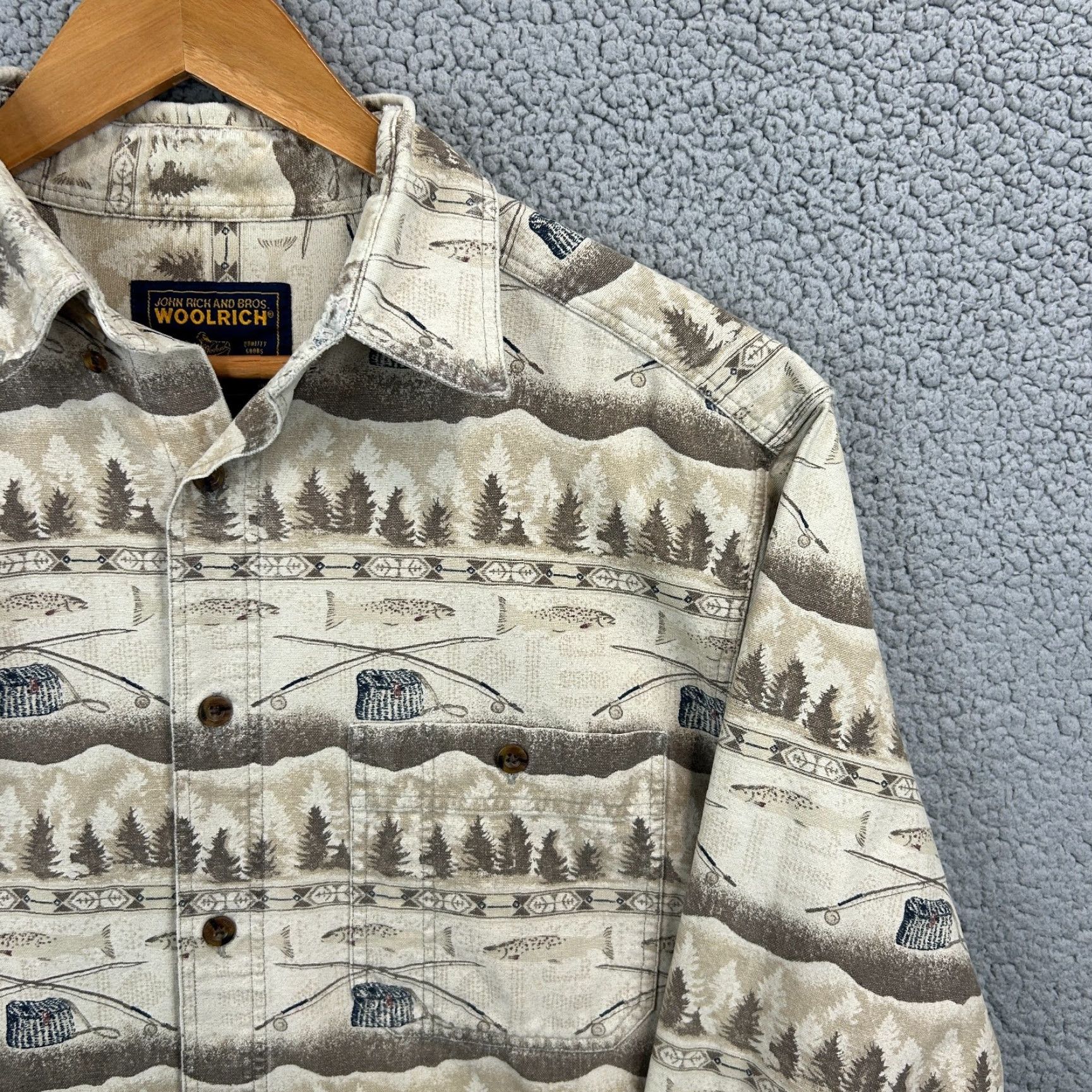 Vintage VINTAGE Woolrich Shirt Mens 2XL Flannel Beig e Plaid Cotton Long Sleeve Button-Up Collared Casual Outdoor Fish Theme Size US XXL / EU 58 / 5 - 2 Thumbnail