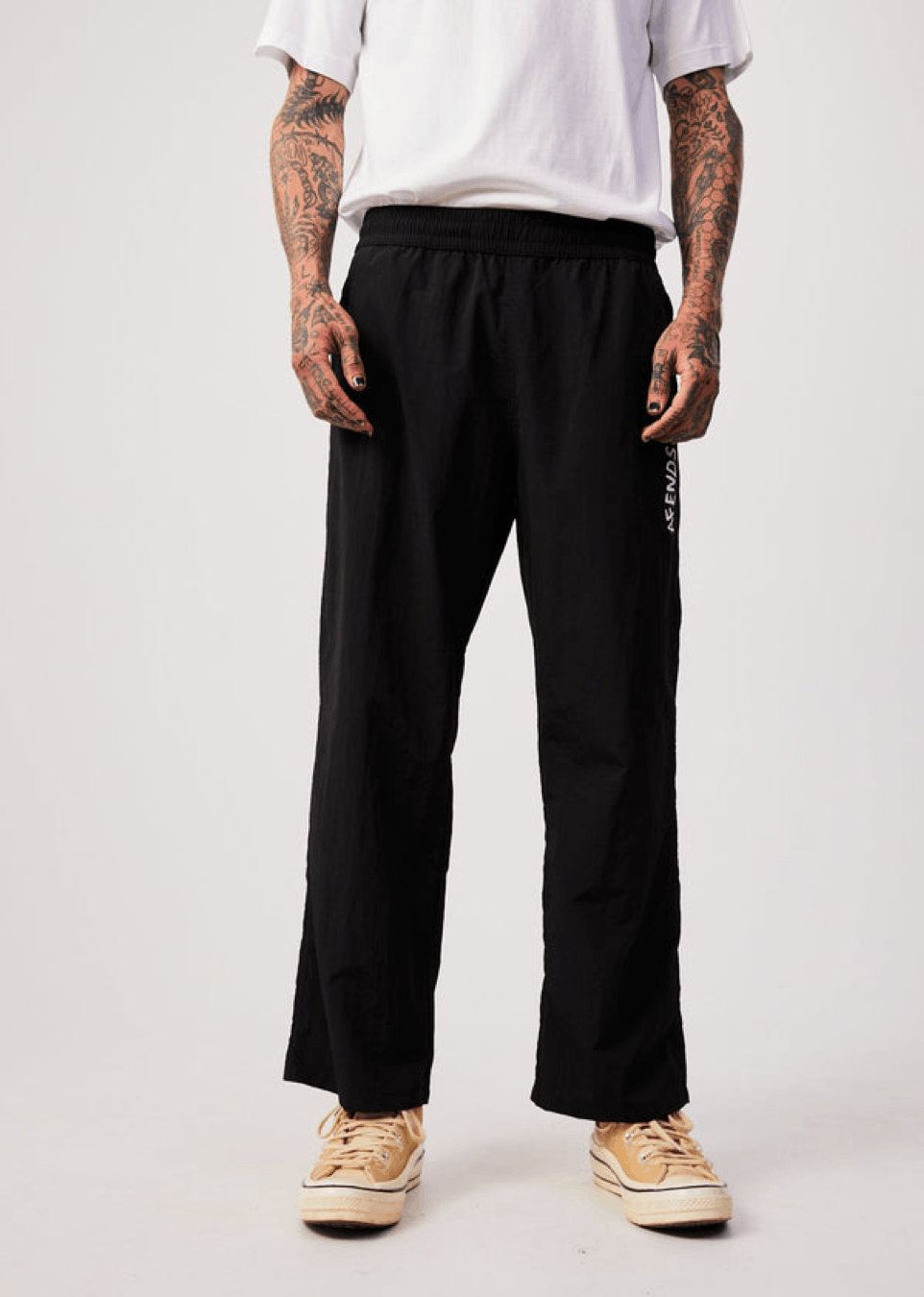 Afends SAMPLE - BNWT Afends Warped - Unisex Recycled Spray Pant Size US 32 / EU 48 - 2 Thumbnail