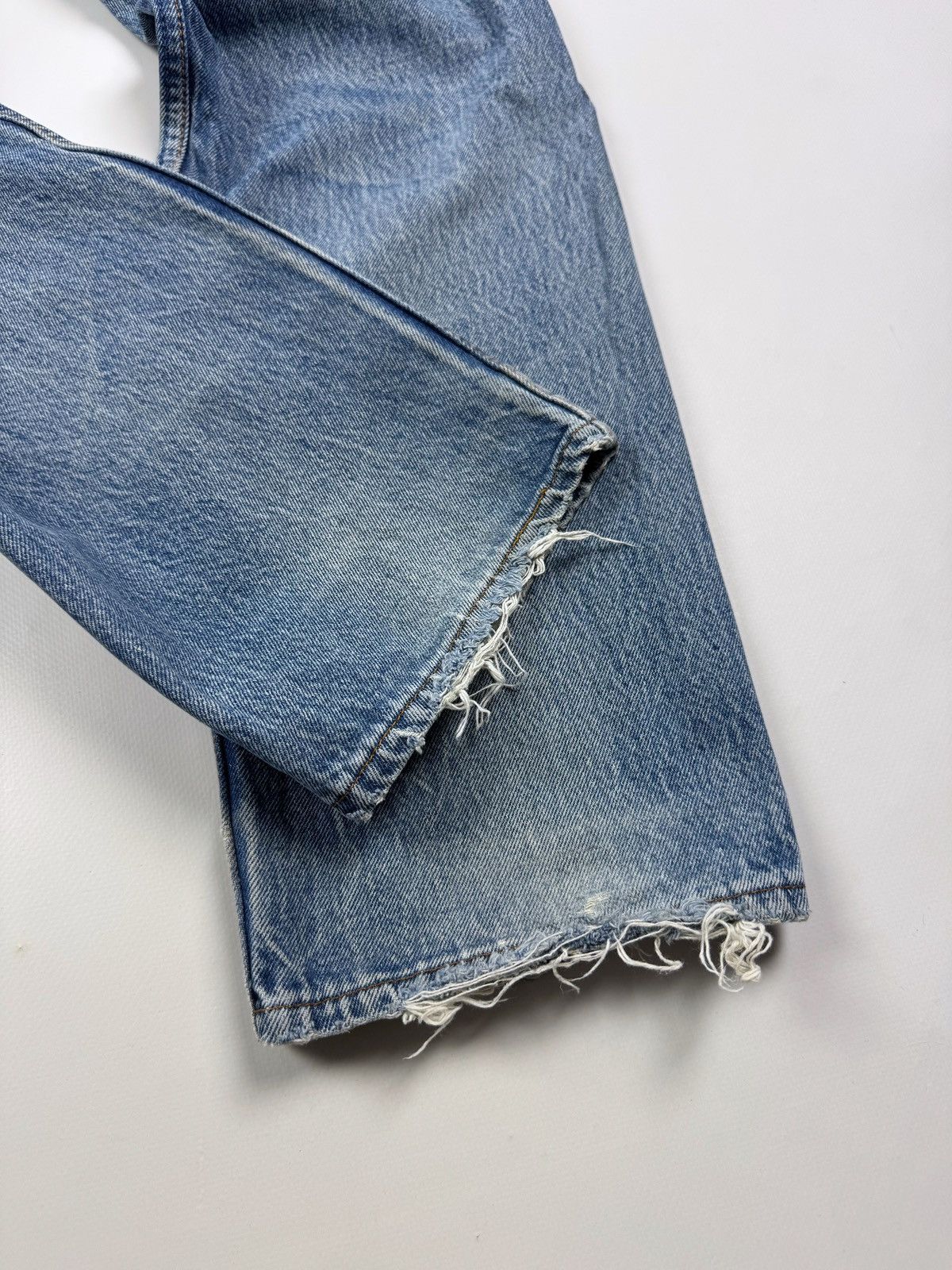 Levi's 90’s Vintage Distressed Levi’s 501 Washed Denim USA Jeans Size US 36 / EU 52 - 17 Thumbnail