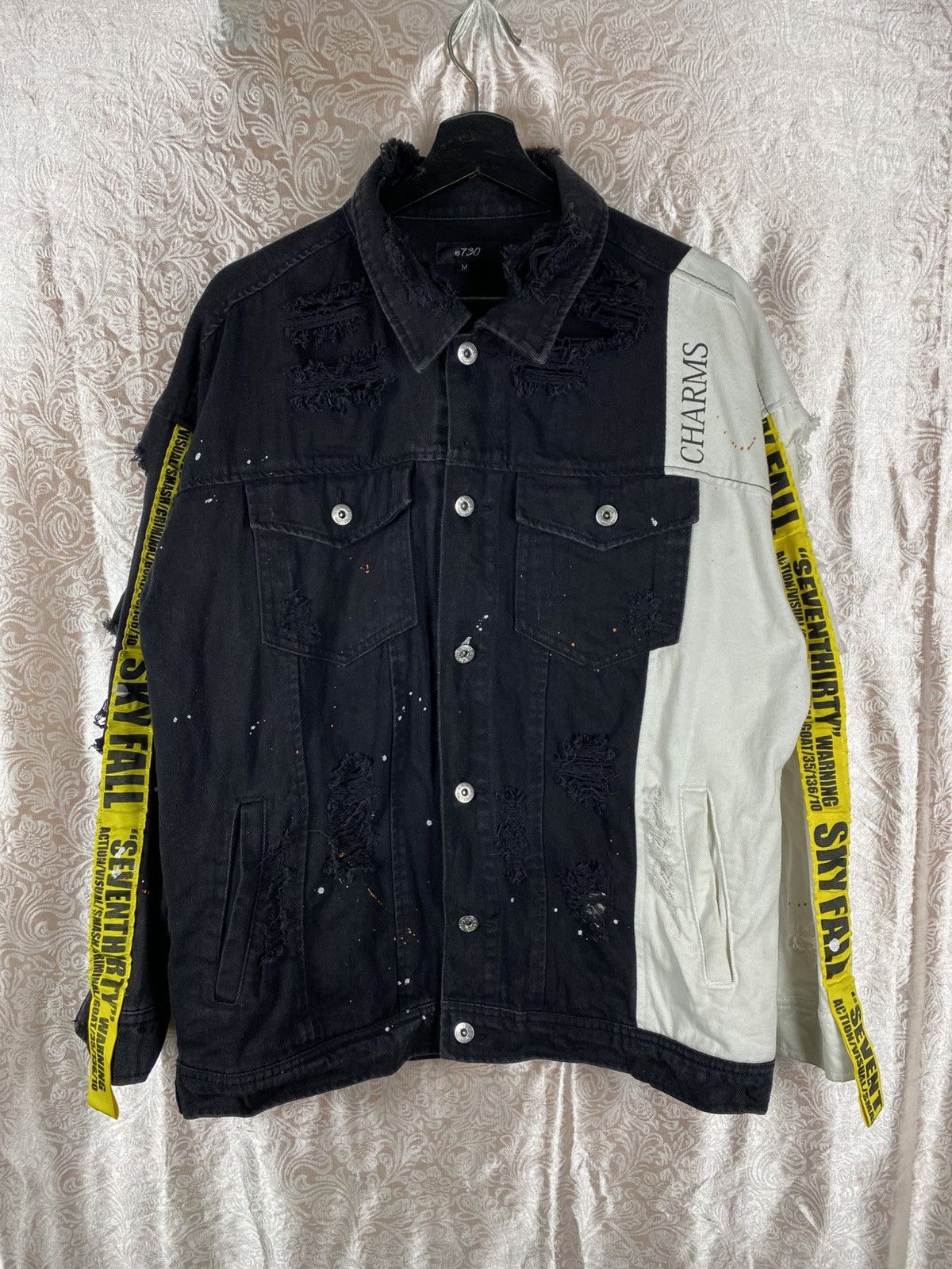 Japanese Brand RE730 Distressed Split Color Denim Jacket Black White Size US XL / EU 56 / 4 - 3 Thumbnail