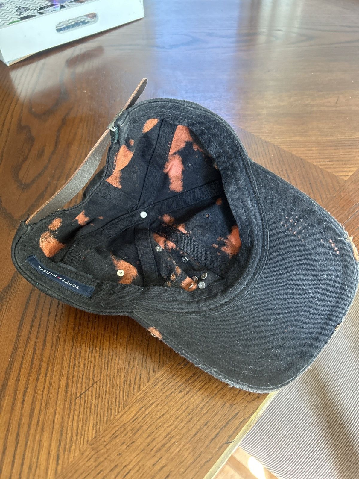 Tommy Hilfiger Custom Tommy Hilfiger Acid Wash Distressed Spiked Logo Hat Size ONE SIZE - 6 Thumbnail