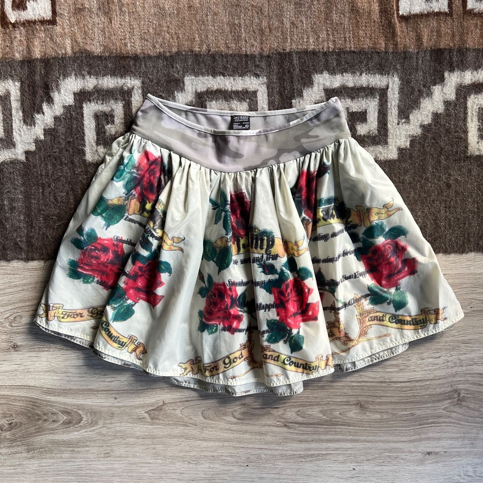 JET SET Jet Set The Wave Made in Italy Floral Rose Print 9516AC Size 28" / US 6 / IT 42 - 1 Thumbnail