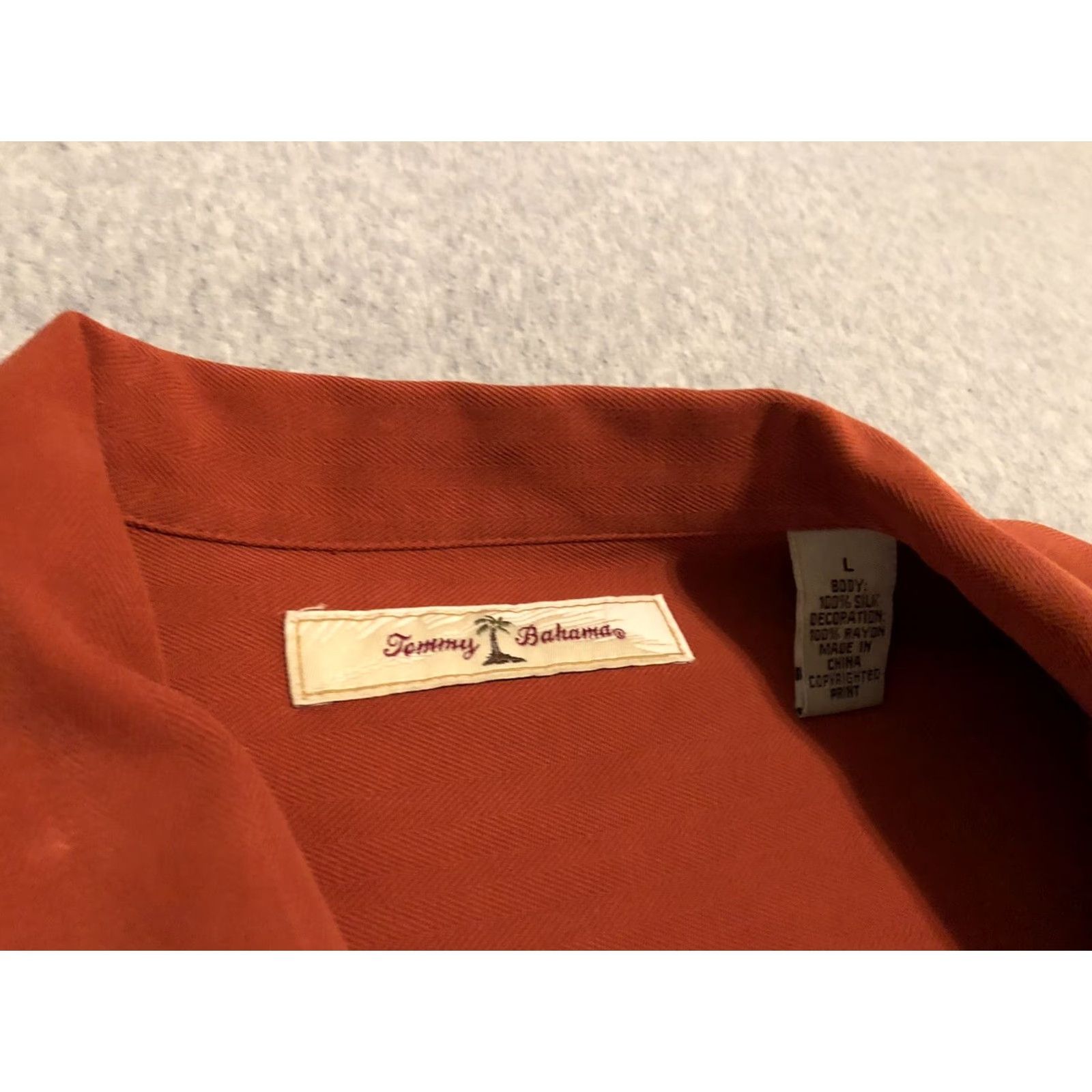 Tommy Bahama Tommy Bahama Silk Embroidered Hawaiian Shirt Mens Large Burnt Orange Coral Pelican Cigars Paradise Aloha Beach 90s? Size US L / EU 52-54 / 3 - 3 Thumbnail