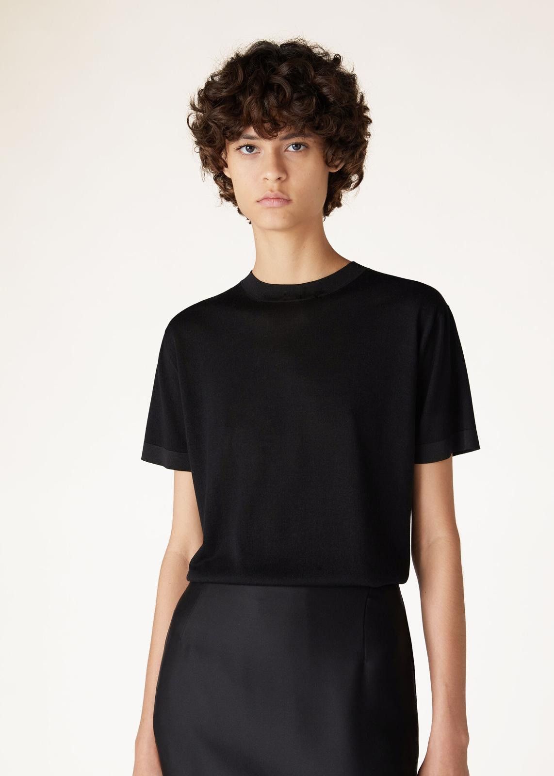 Loro Piana o1srvl11e0125 FAN6243 Suwa Crewneck T-Shirt in Black Size S / US 4 / IT 40 - 6 Thumbnail