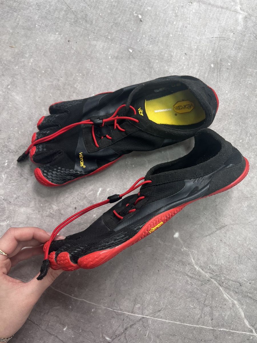 Vibram Vibram five fingers vibram shoes yeezy style y2k Size US 8 / EU 41 - 6 Thumbnail