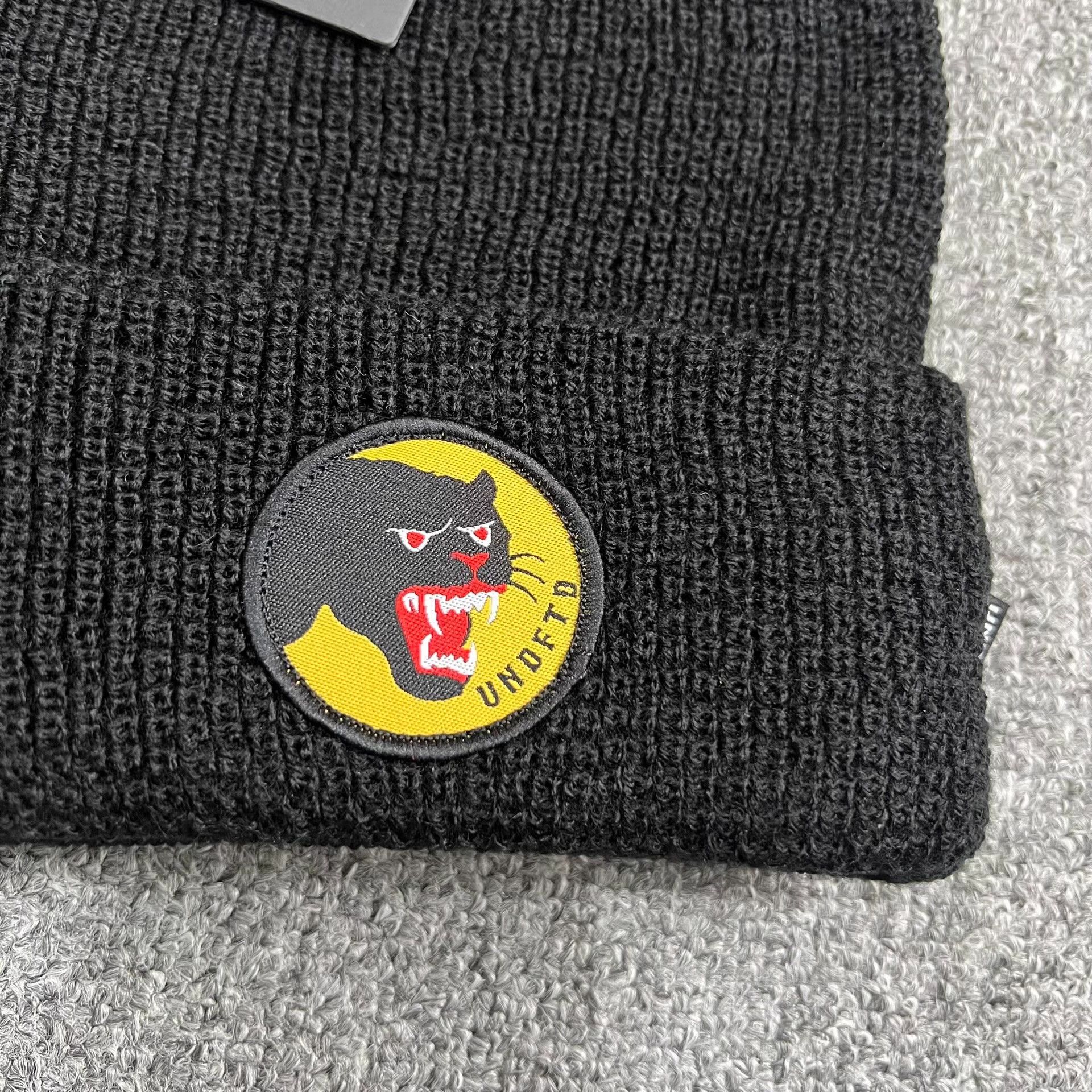 Undefeated Undefeated Small Leopard Head Embroidered Knit Beanie Q7 Size ONE SIZE - 3 Thumbnail