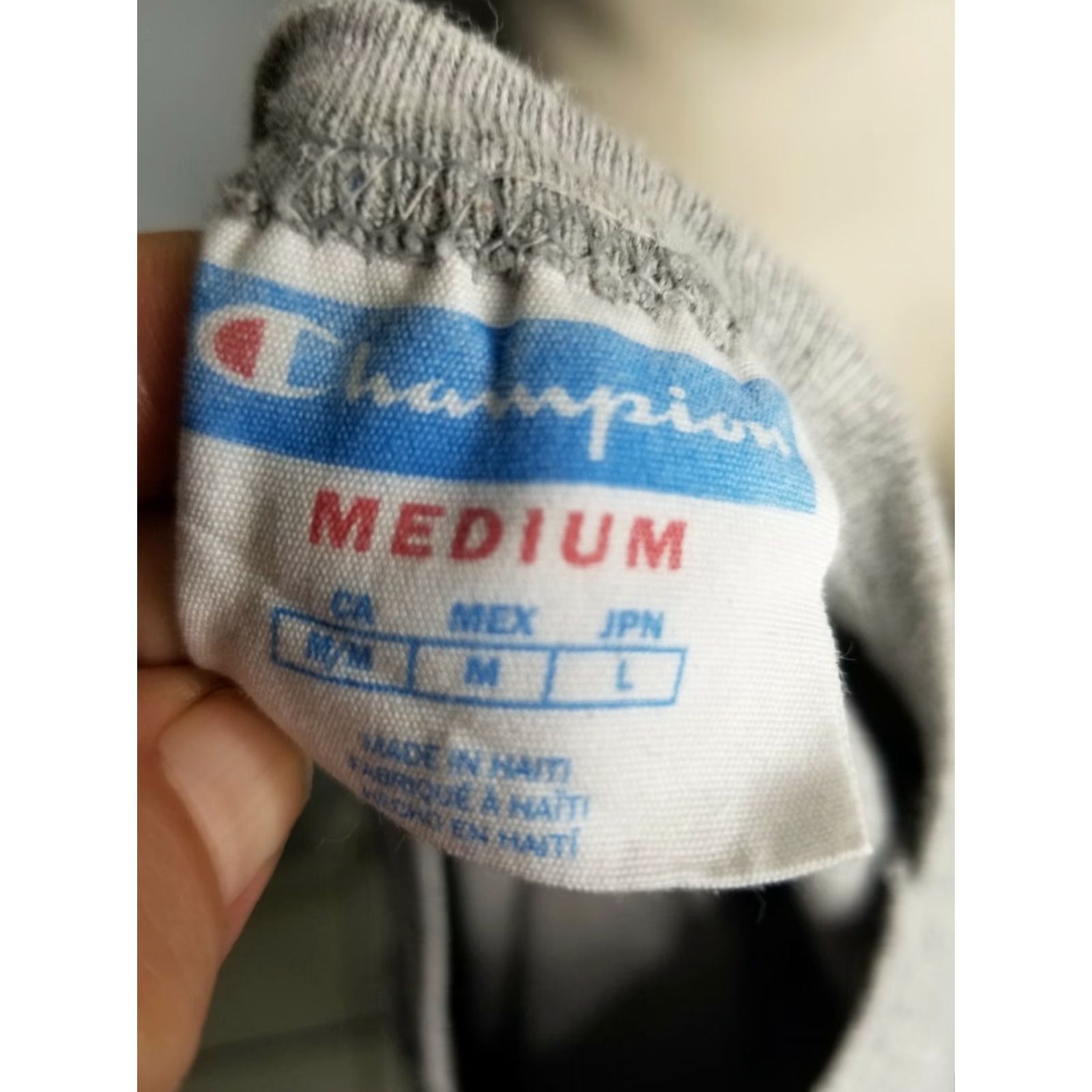 Champion Champion Men’s Gray Distressed T-Shirt M - Triple Spell Out - Crew Neck - Regular Fit Size US M / EU 48-50 / 2 - 3 Thumbnail