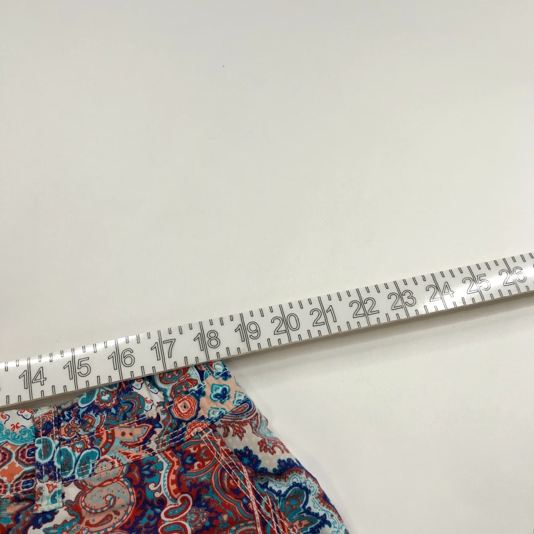 Vintage Chicos Capri Pants 36W 20L High Rise All Over Print Geometric Cotton Spandex Casual Women Pants Size 36W Womens Size 25" / US 0 / IT 36 - 7 Thumbnail