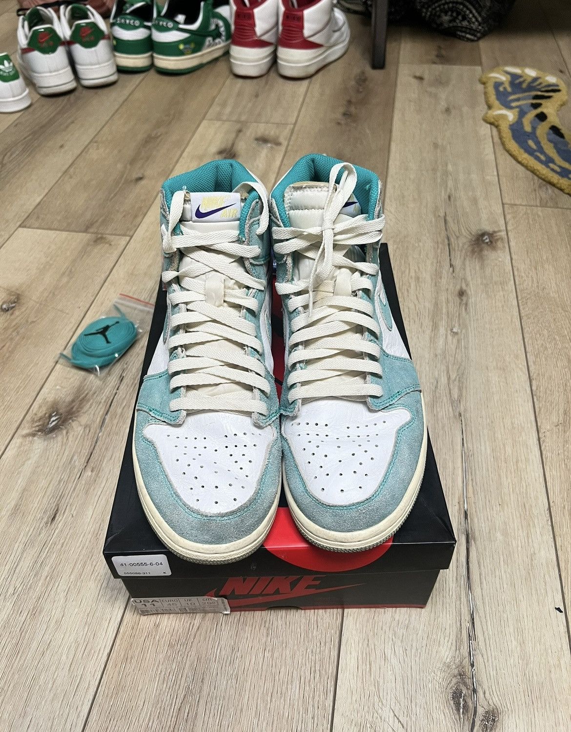 Jordan Brand Jordan 1 Turbo Green High 2018 Size US 11 / EU 44 - 2 Thumbnail