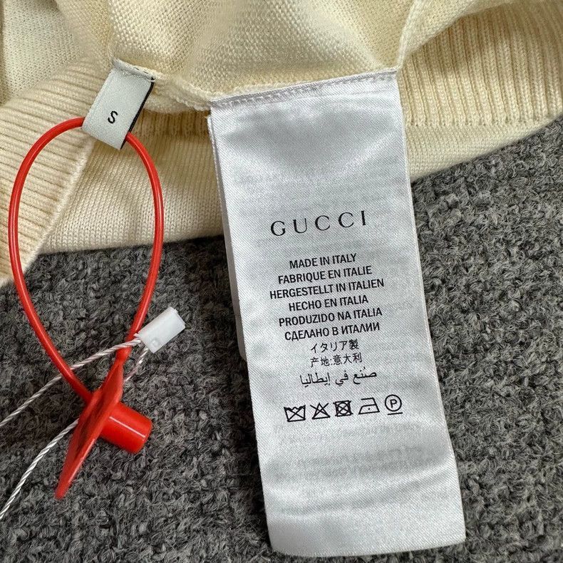 Gucci Gucci Academy Style VNeck Sweater-2506 Size S / US 4 / IT 40 - 5 Thumbnail