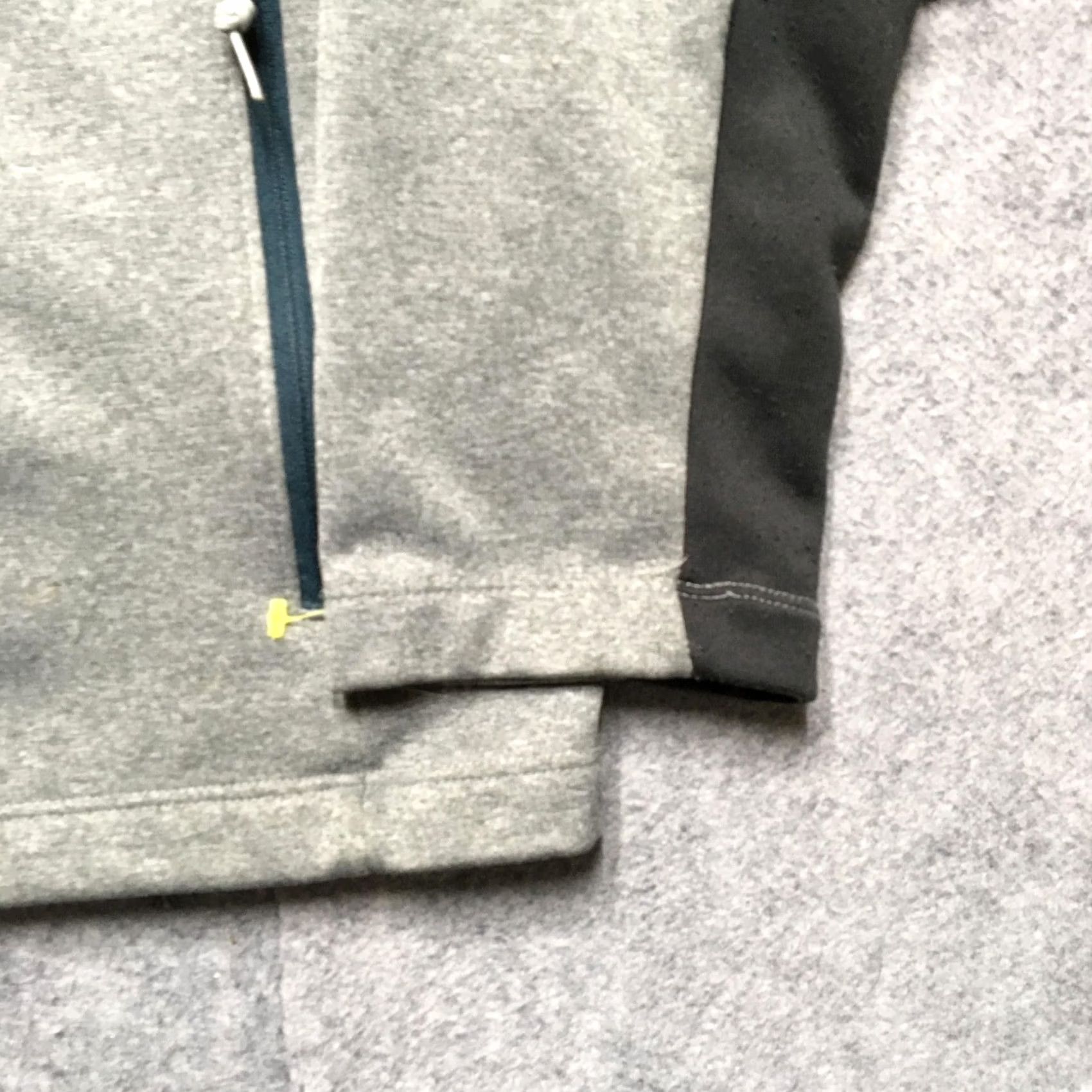 The North Face The North Face Jacket Mens L Gray Hooded Softshell Lined Full Zip Size US L / EU 52-54 / 3 - 2 Thumbnail