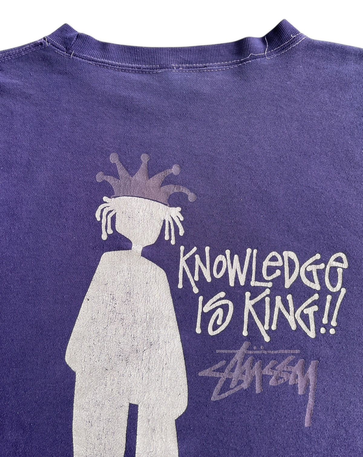Stussy 90s Stussy "Knowledge Is King" Faded Crewneck Sweatshirt Size US L / EU 52-54 / 3 - 9 Thumbnail