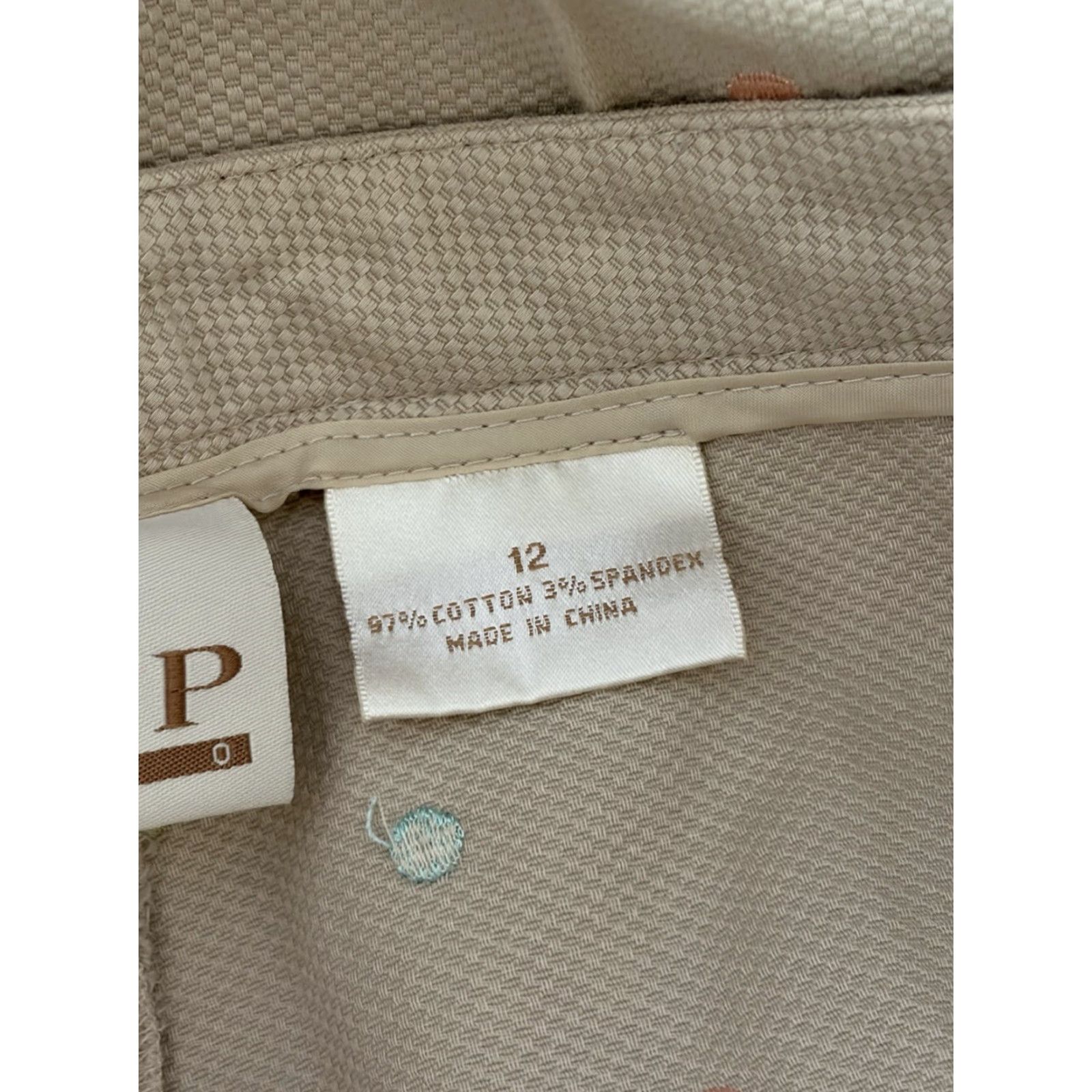 Vintage EP Pro Golf Shorts Women Polka Dot Beige Flat Front 12 Be​ige Athletic Pockets Stretch Golf Tennis Womens Size 34" / US 12 / IT 48 - 7 Thumbnail
